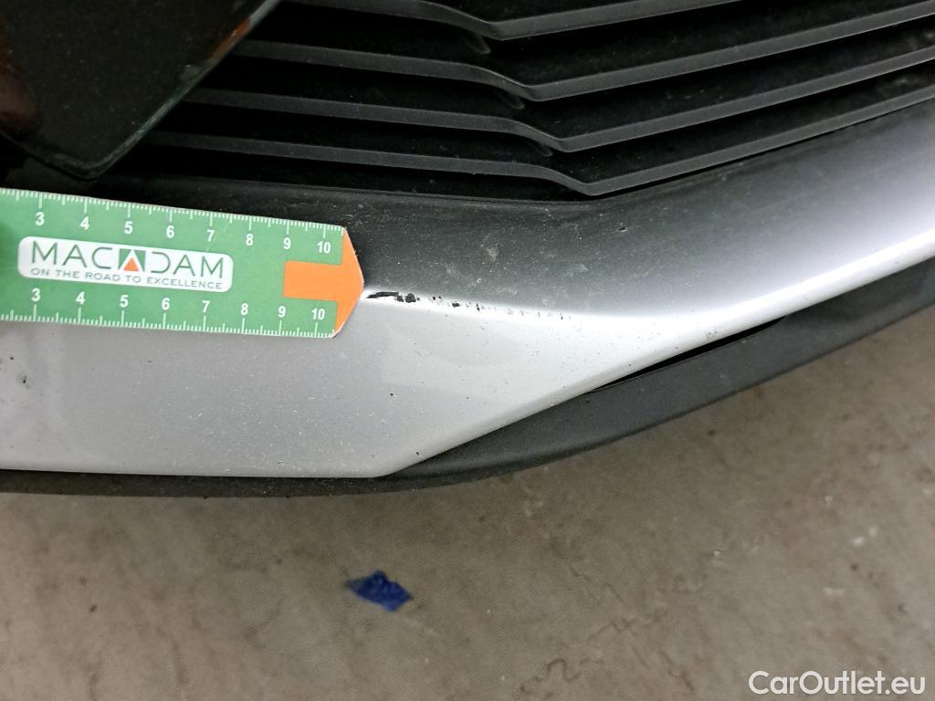  Peugeot  3008 PEUGEOT  / 2020 / 5P / todoterreno 1.5 BlueHDi 96kW (130CV) S&S Allure EAT8 #30