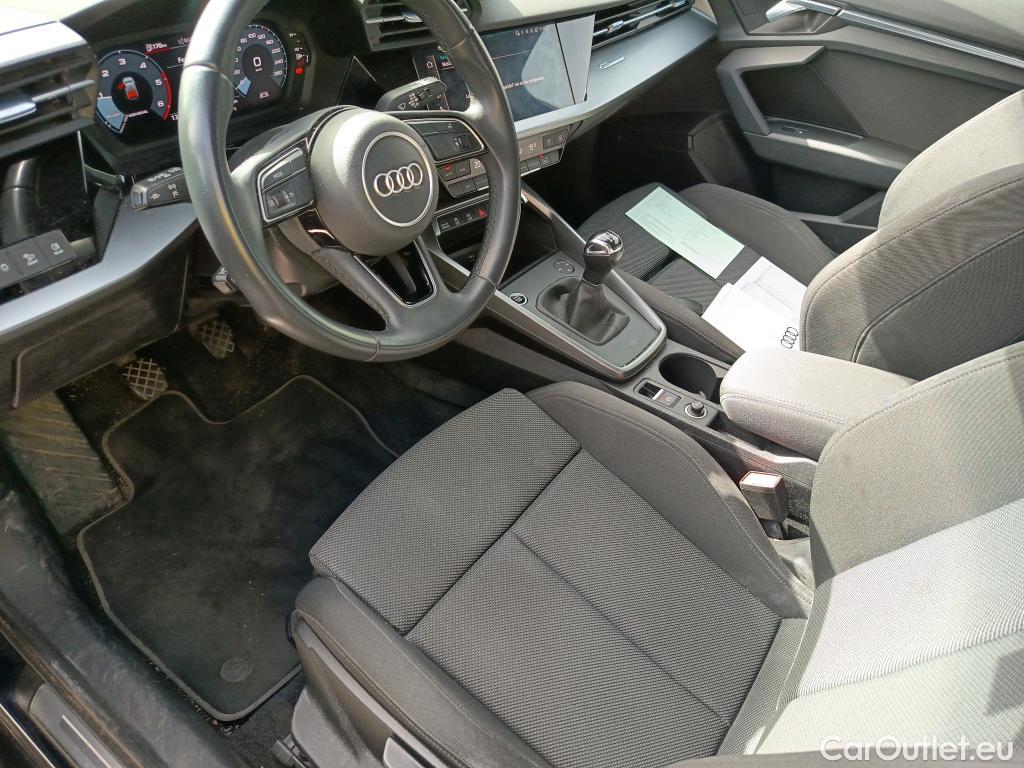  Audi  A3 AUDI  / 2020 / 5P / berlina con portón Sportback S line 30 TDI 85kW (116CV) #15