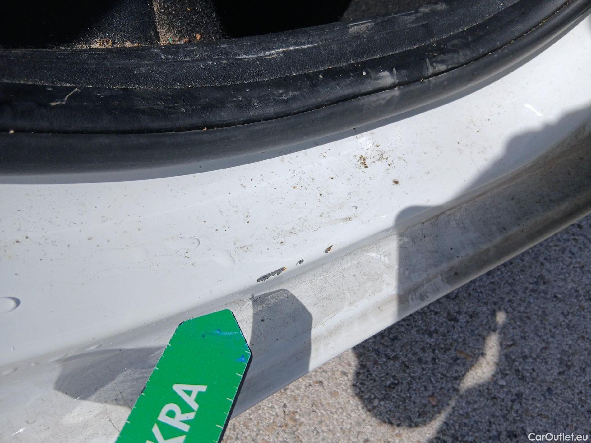  Hyundai  i20 HYUNDAI  / 2020 / 5P / berlina con portón 1.0 TGDI 74kW (100CV) 48V Essence #64