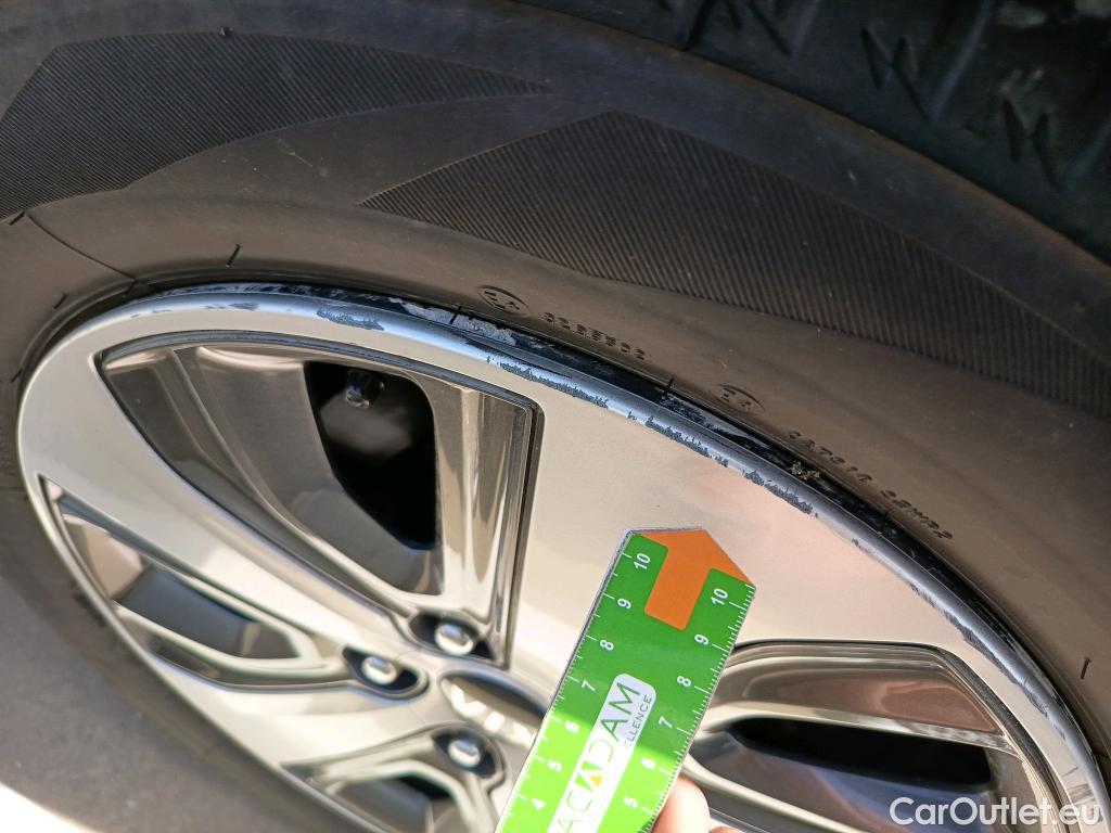  KIA  Niro KIA  Hïbrido Enchufable / 2016 / 5P / crossover 1.6 GDi Híbrido Enchufable 104kW Drive #39