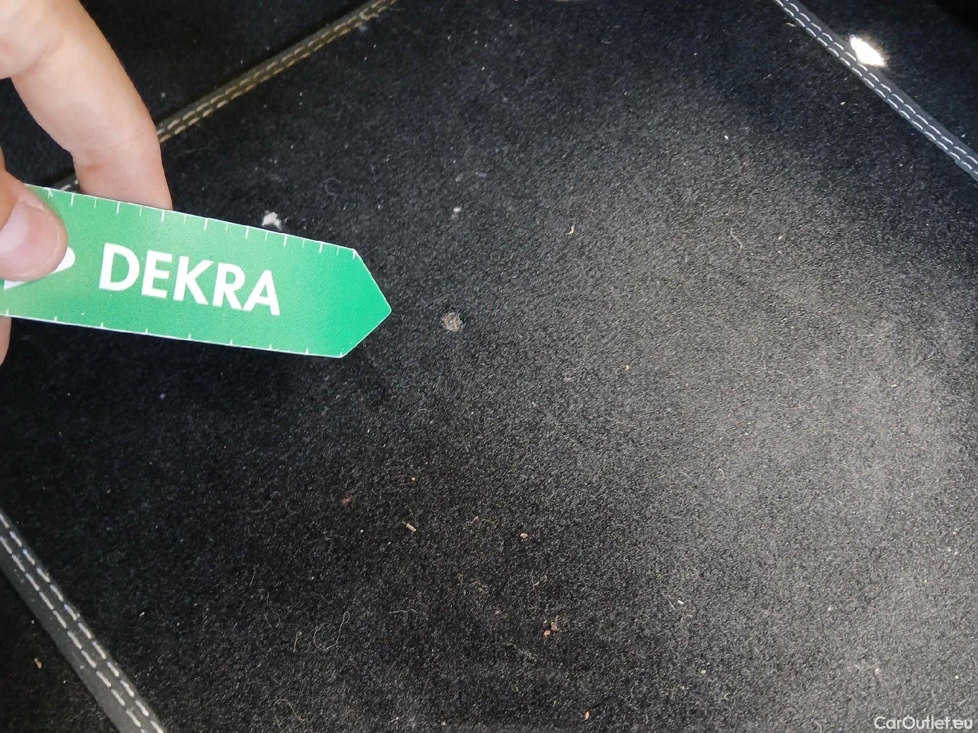  KIA  Niro KIA  / 2022 / 5P / crossover 1.6 GDi PHEV 135kW (183CV) Drive #5