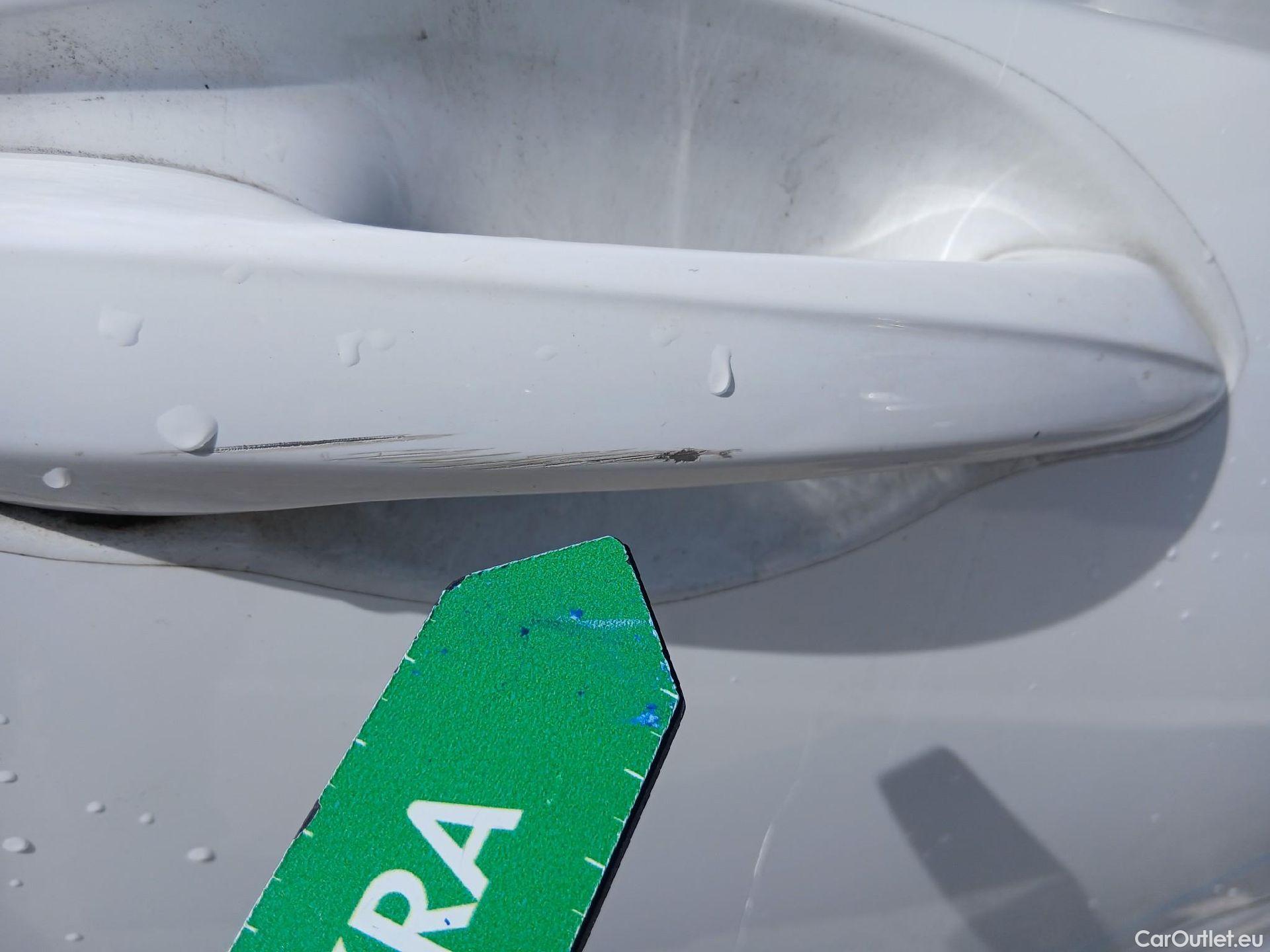  Hyundai  i20 HYUNDAI  / 2020 / 5P / berlina con portón 1.0 TGDI 74kW (100CV) 48V Essence #66