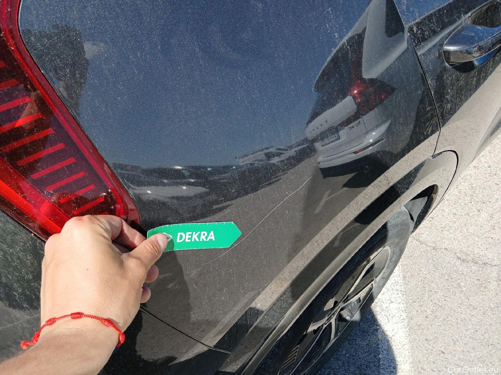  KIA  Niro KIA  / 2022 / 5P / crossover 1.6 GDi PHEV 135kW (183CV) Drive #36