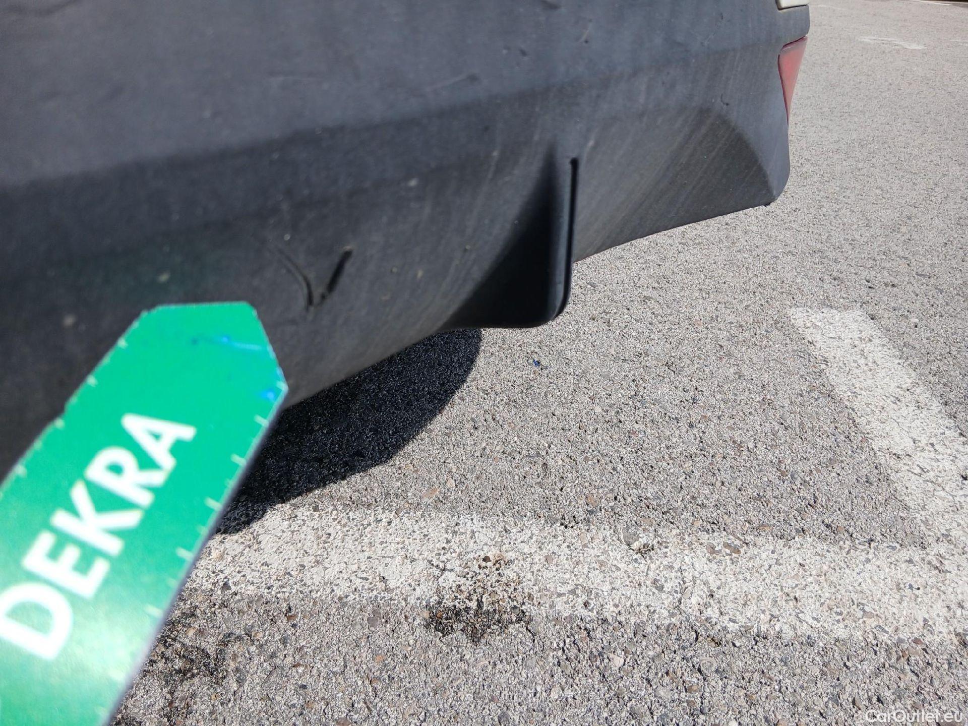  Hyundai  i20 HYUNDAI  / 2020 / 5P / berlina con portón 1.0 TGDI 74kW (100CV) 48V Essence #40