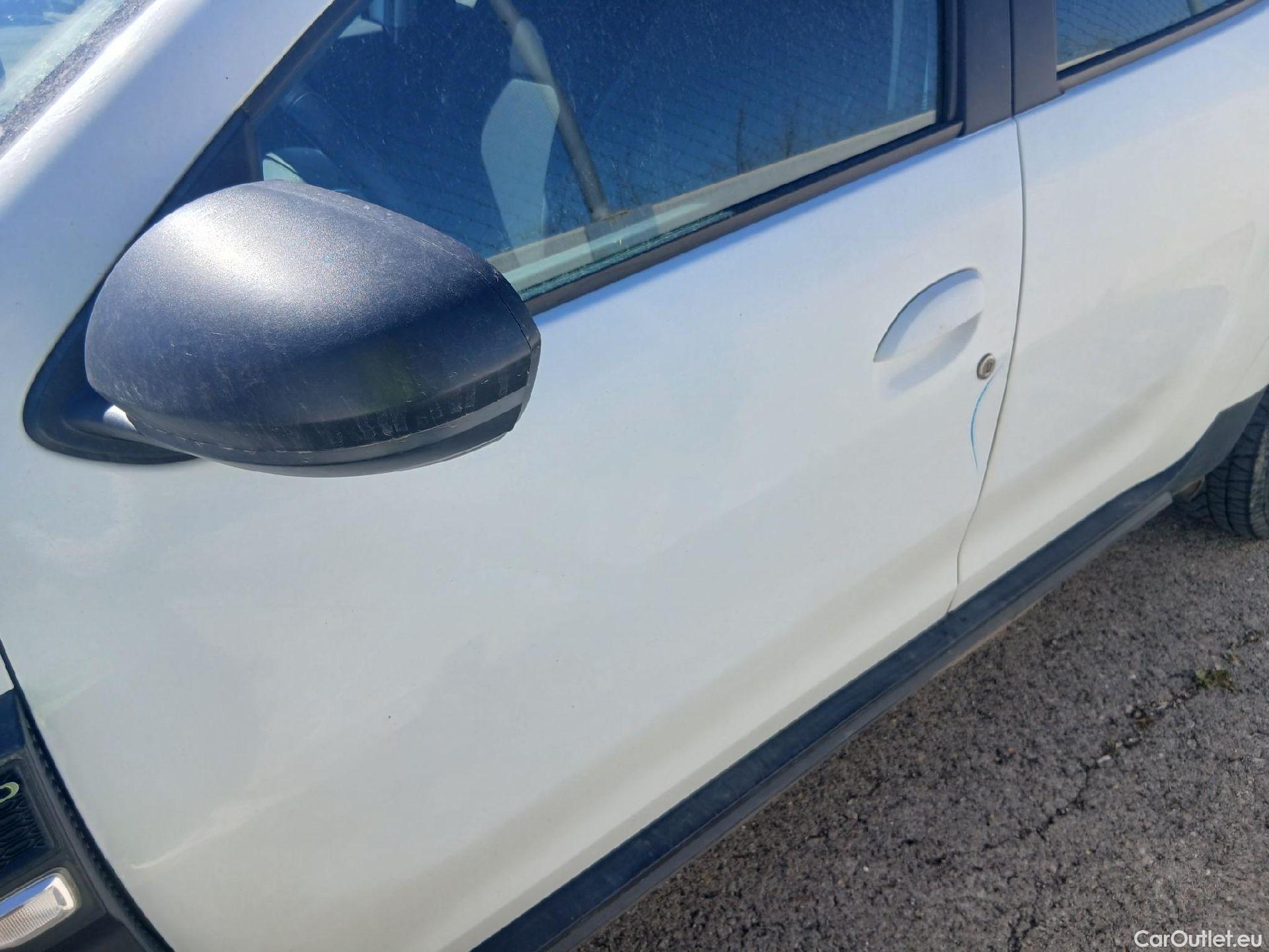  Dacia  Duster DACIA  / 2018 / 5P / todoterreno Comfort Blue dCi 85kW (115CV) 4X4 #48