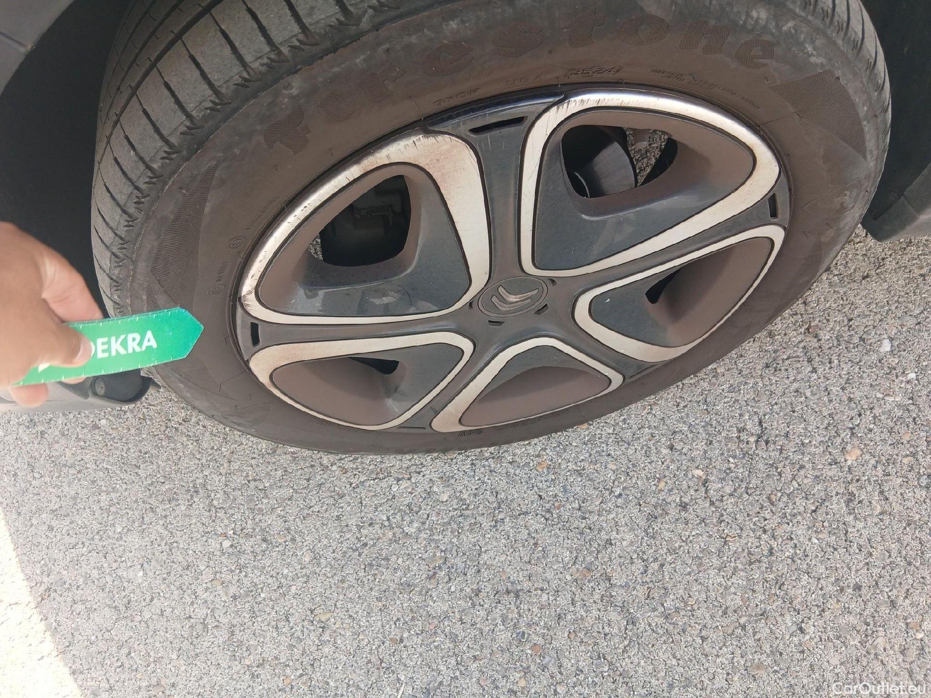  Citroen  C3 CITROEN  / 2020 / 5P / berlina con portón BlueHDi 75KW (100CV) S&S FEEL #18