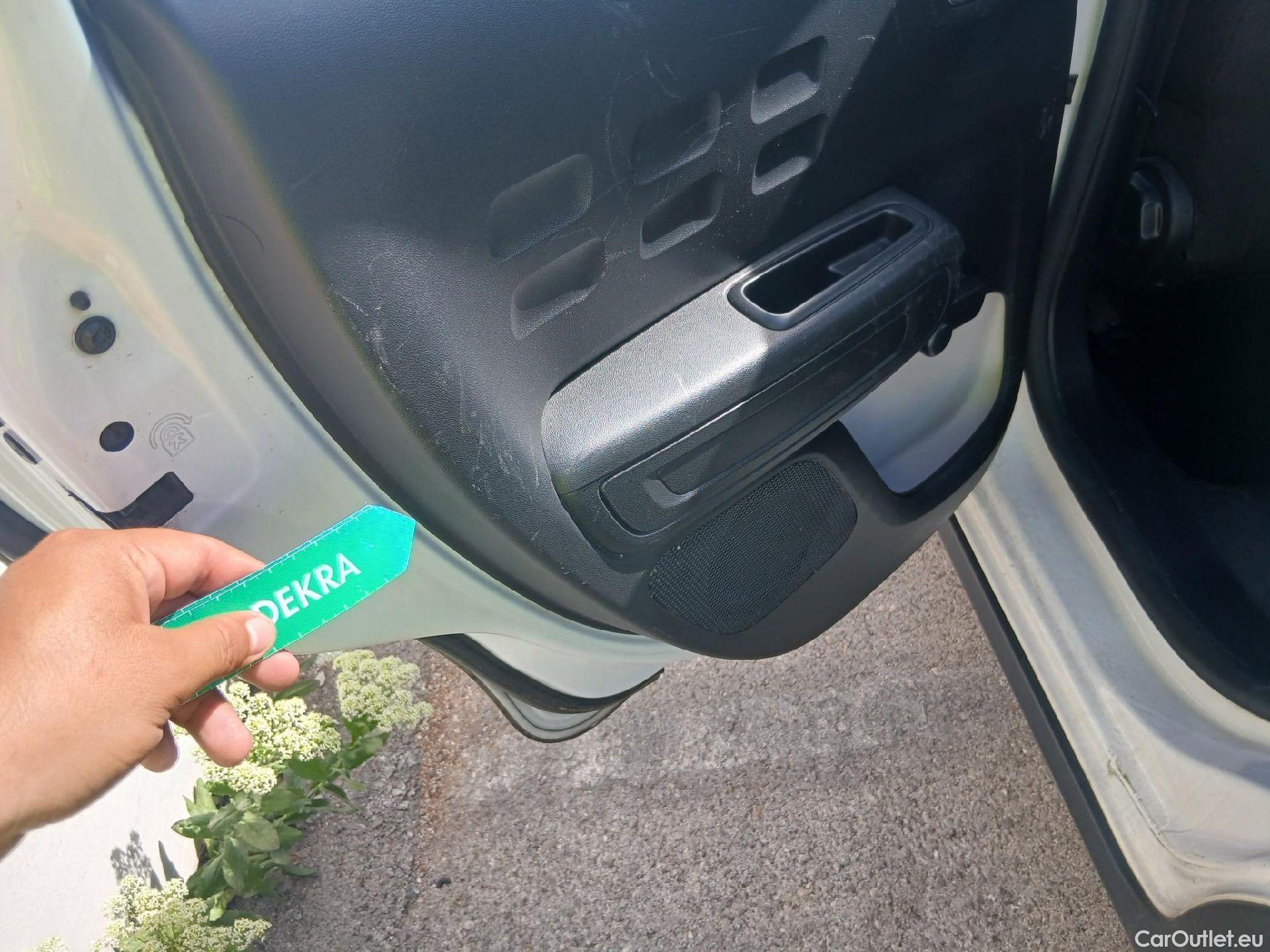  Citroen  C3 CITROEN  / 2020 / 5P / berlina con portón BlueHDi 75KW (100CV) S&S FEEL #6