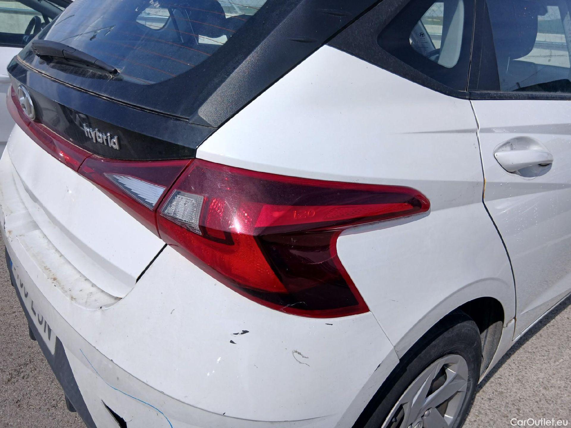  Hyundai  i20 HYUNDAI  / 2020 / 5P / berlina con portón 1.0 TGDI 74kW (100CV) 48V Essence #44