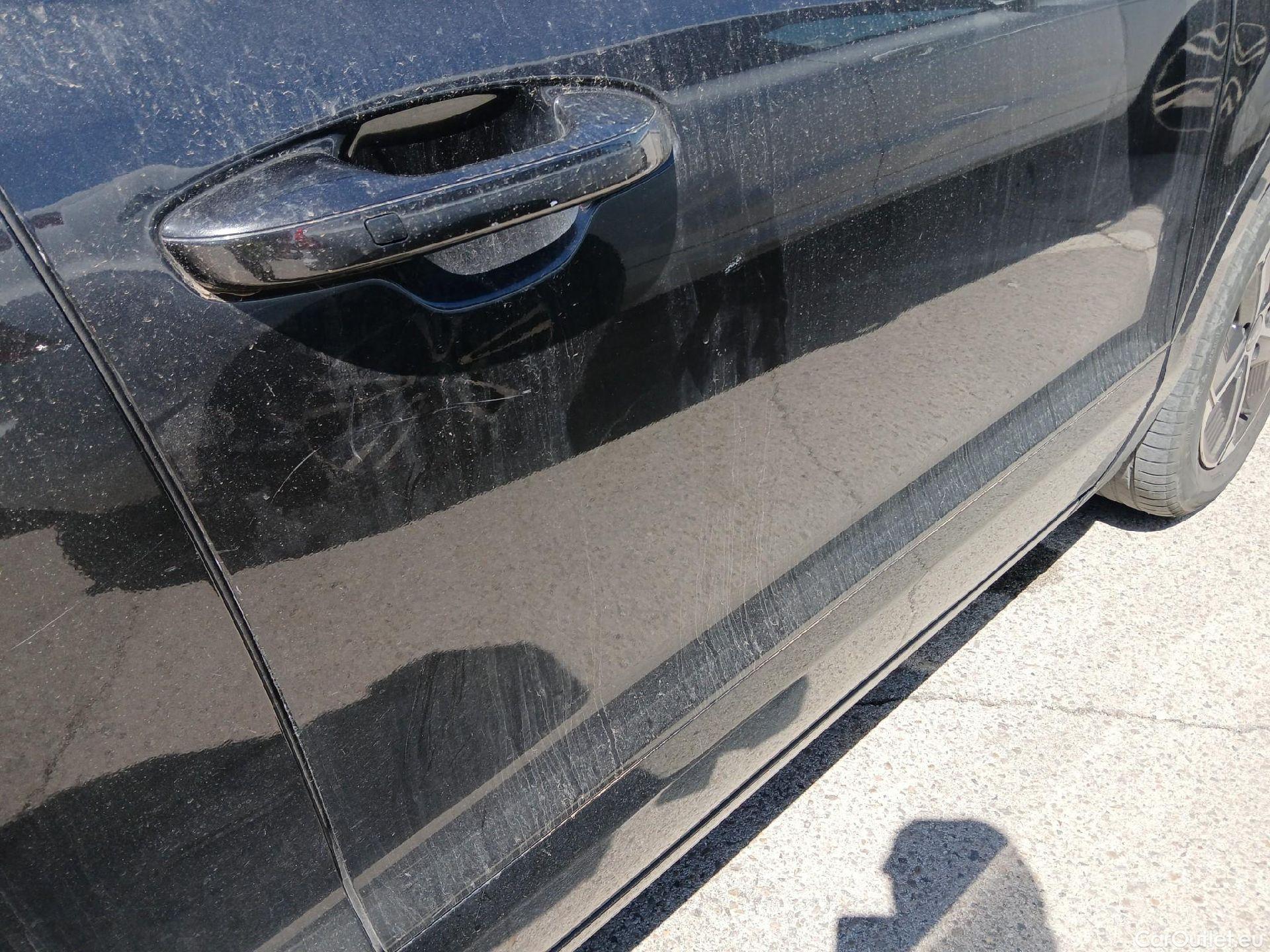  KIA  Niro KIA  / 2022 / 5P / crossover 1.6 GDi PHEV 135kW (183CV) Drive #41