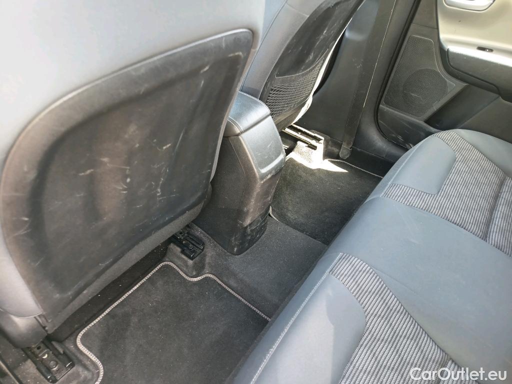  KIA  Niro KIA  Hïbrido Enchufable / 2016 / 5P / crossover 1.6 GDi Híbrido Enchufable 104kW Drive #19