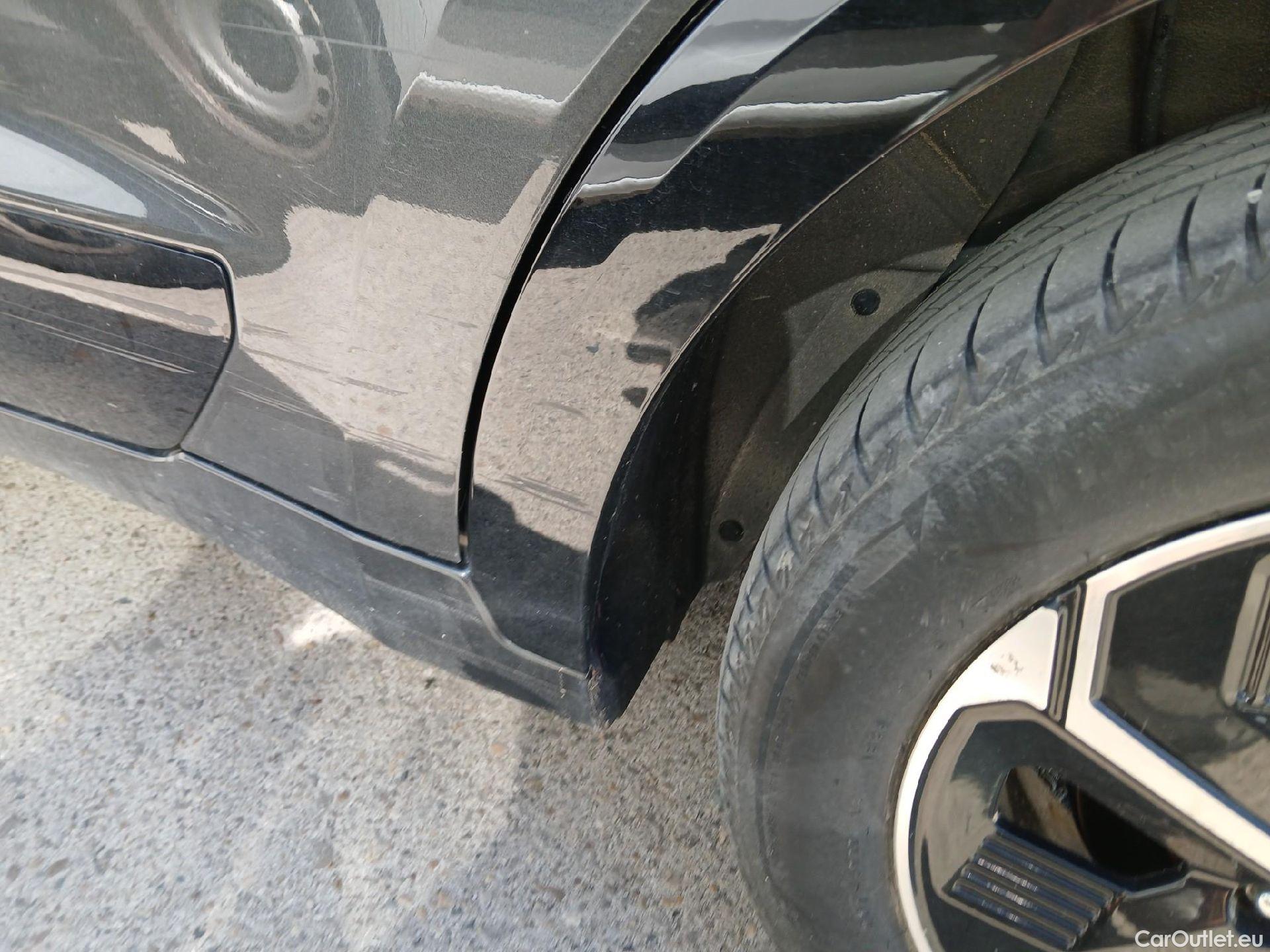  KIA  Niro KIA  / 2022 / 5P / crossover 1.6 GDi PHEV 135kW (183CV) Drive #28