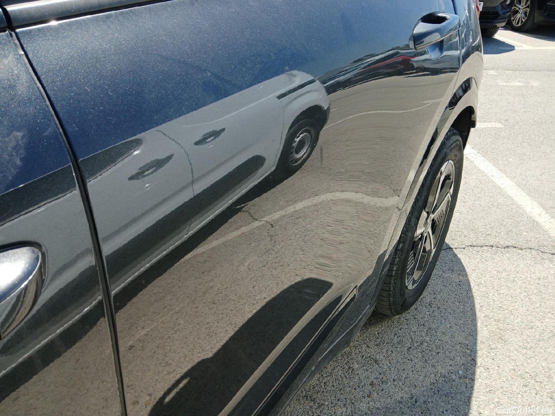  KIA  Niro KIA  / 2022 / 5P / crossover 1.6 GDi PHEV 135kW (183CV) Drive #22