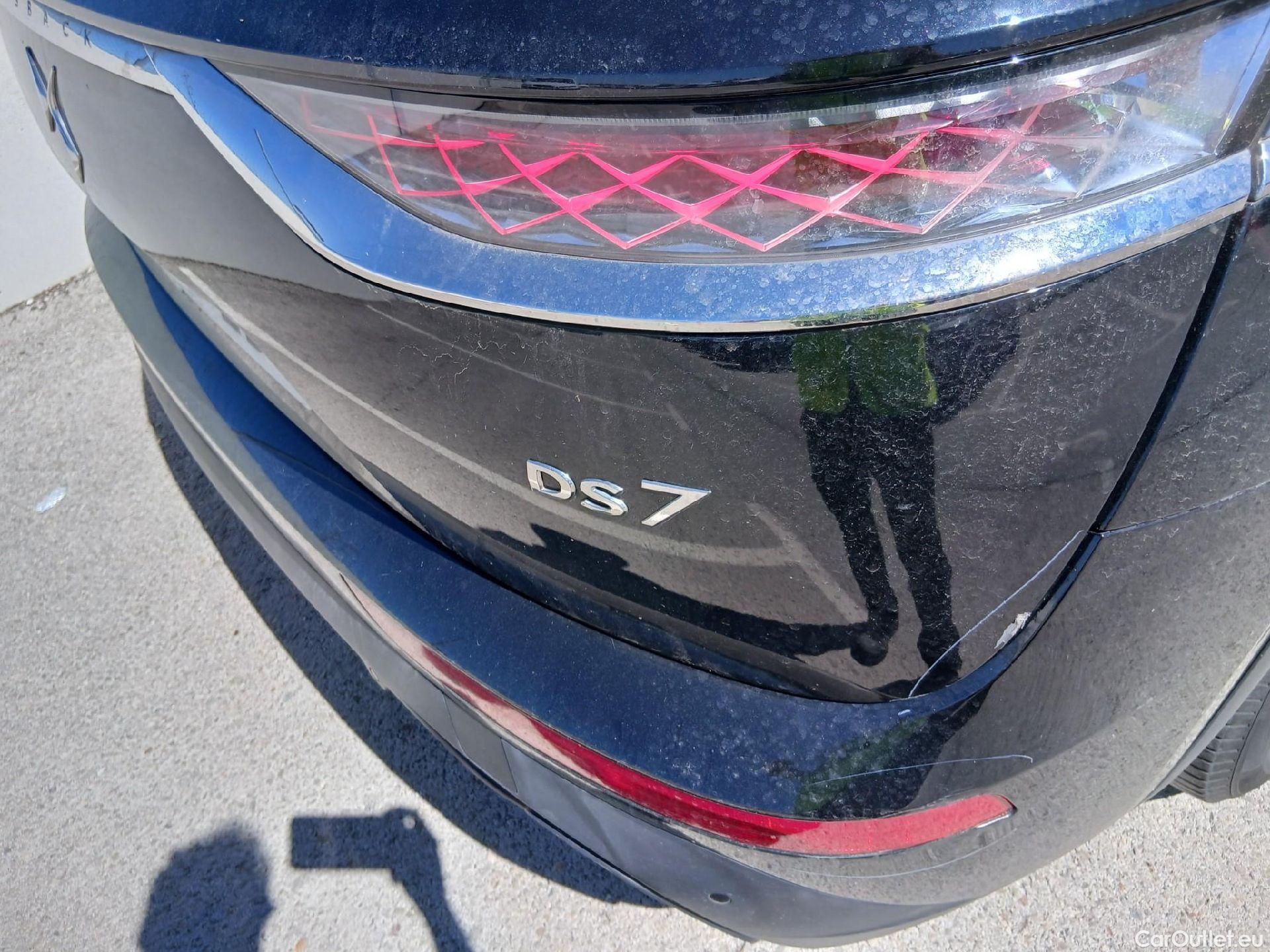  DS  DS7 DS DS 7 Crossback / 2017 / 5P / todoterreno BlueHDi DE 96kW (130CV) BE CHIC (AC) #27