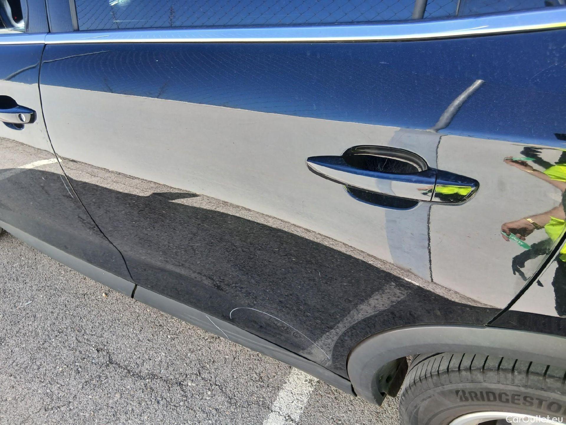  DS  DS7 DS DS 7 Crossback / 2017 / 5P / todoterreno BlueHDi DE 96kW (130CV) BE CHIC (AC) #17