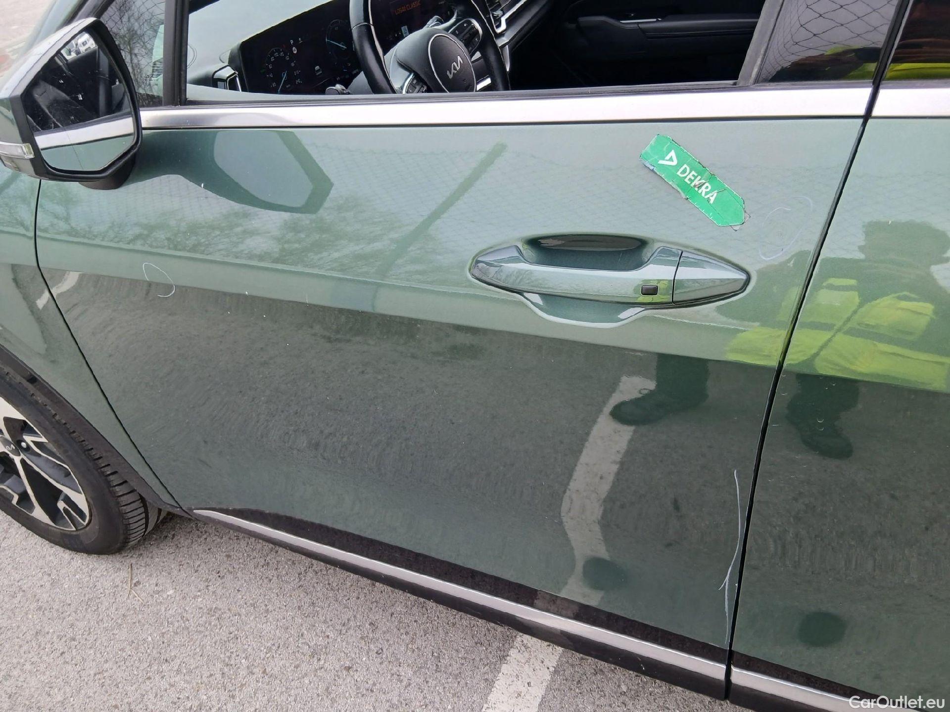  KIA  Sportage KIA  / 2022 / 5P / todoterreno 1.6 T-GDi HEV 171kW (230CV) Tech 4X4 #8