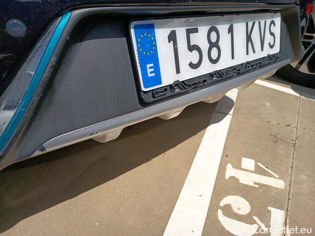  KIA  Niro KIA  Hïbrido Enchufable / 2016 / 5P / crossover 1.6 GDi Híbrido Enchufable 104kW Drive #42