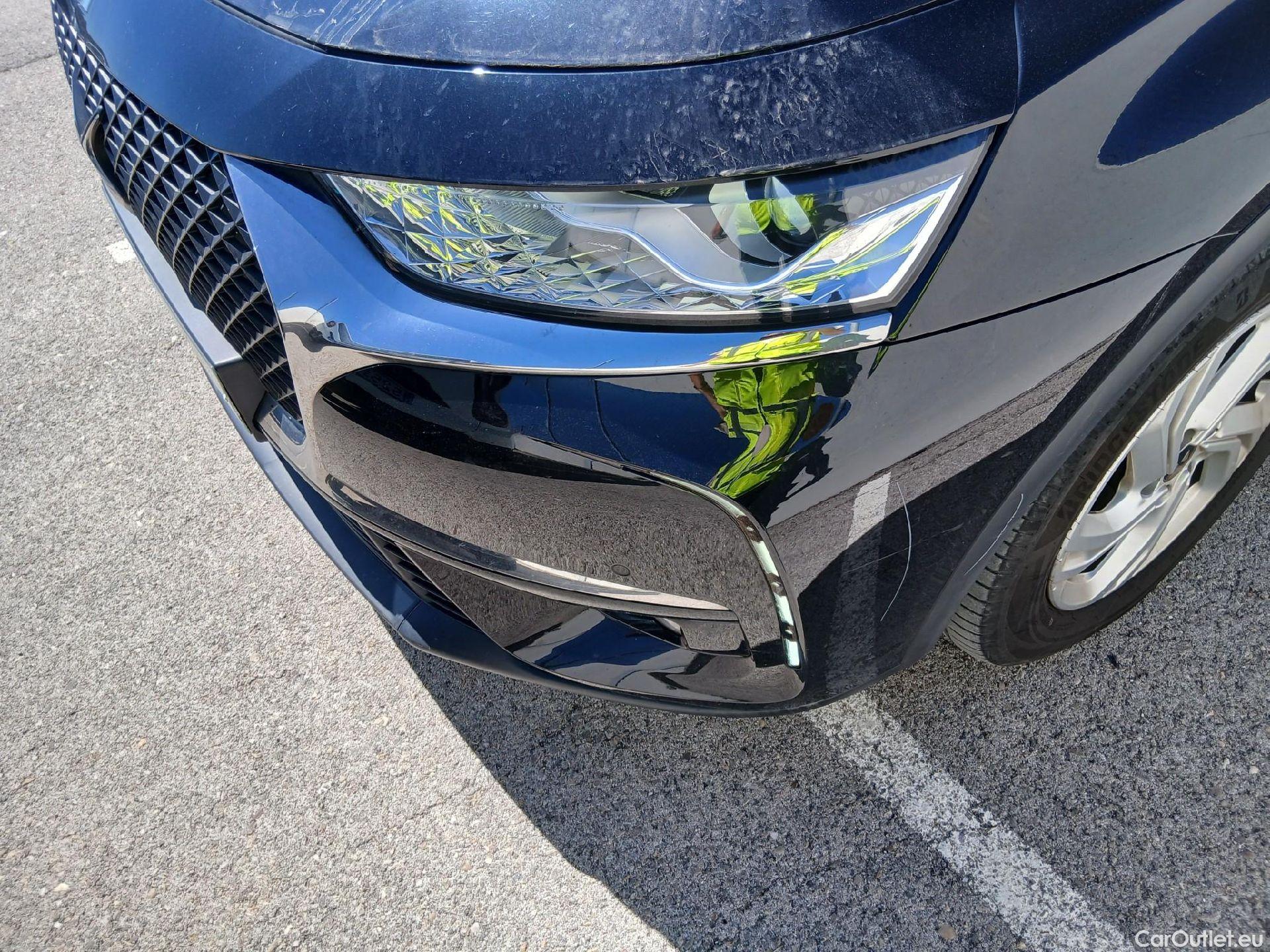  DS  DS7 DS DS 7 Crossback / 2017 / 5P / todoterreno BlueHDi DE 96kW (130CV) BE CHIC (AC) #4