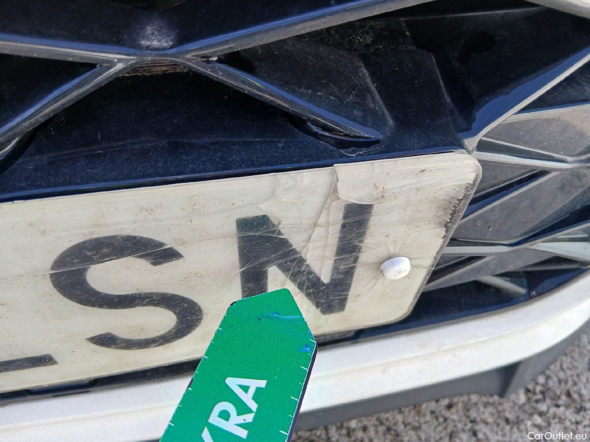  Hyundai  i20 HYUNDAI  / 2020 / 5P / berlina con portón 1.0 TGDI 74kW (100CV) 48V Essence #11