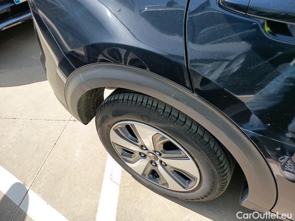  KIA  Niro KIA  Hïbrido Enchufable / 2016 / 5P / crossover 1.6 GDi Híbrido Enchufable 104kW Drive #44