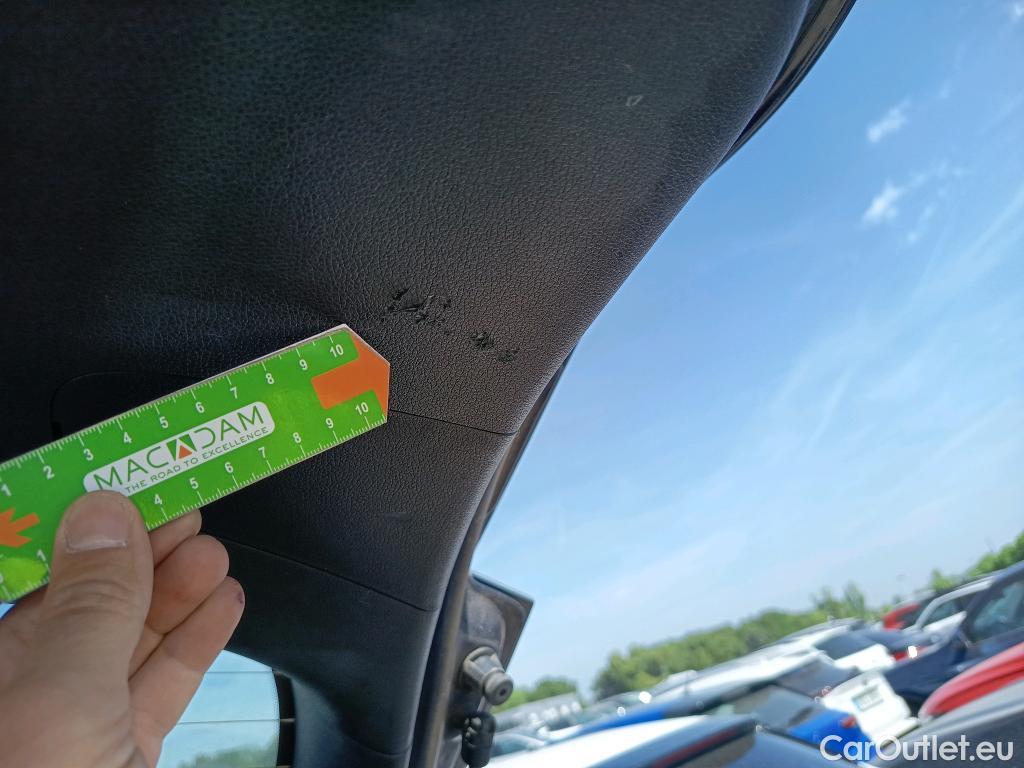  KIA  Niro KIA  Hïbrido Enchufable / 2016 / 5P / crossover 1.6 GDi Híbrido Enchufable 104kW Drive #31