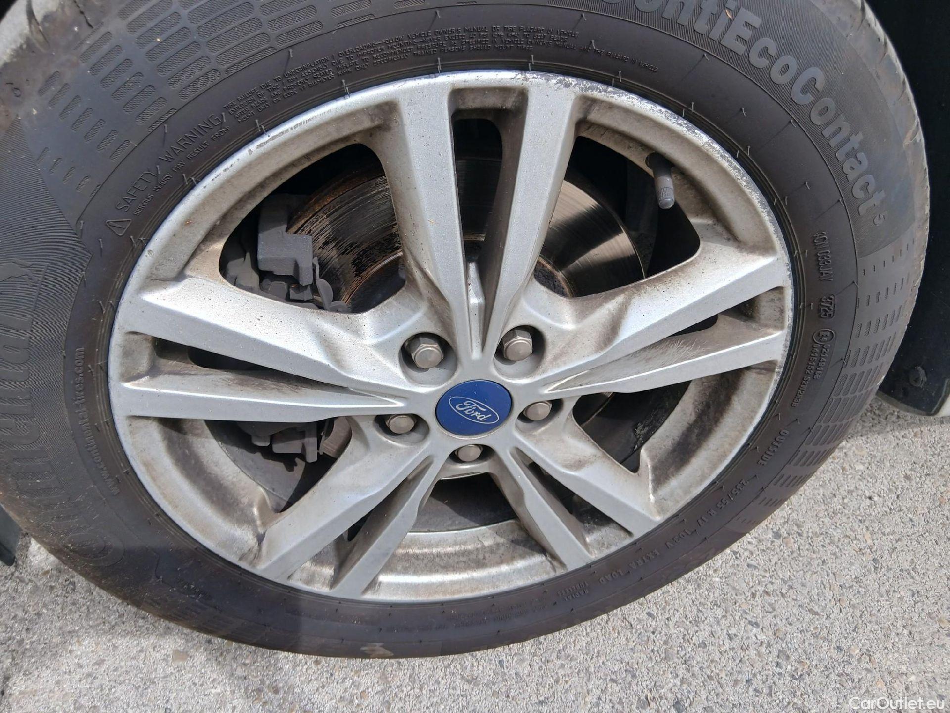  Ford  S-Max FORD  / 2010 / 5P / monovolumen 2.0 TDCi Panther 110kW Titanium #13