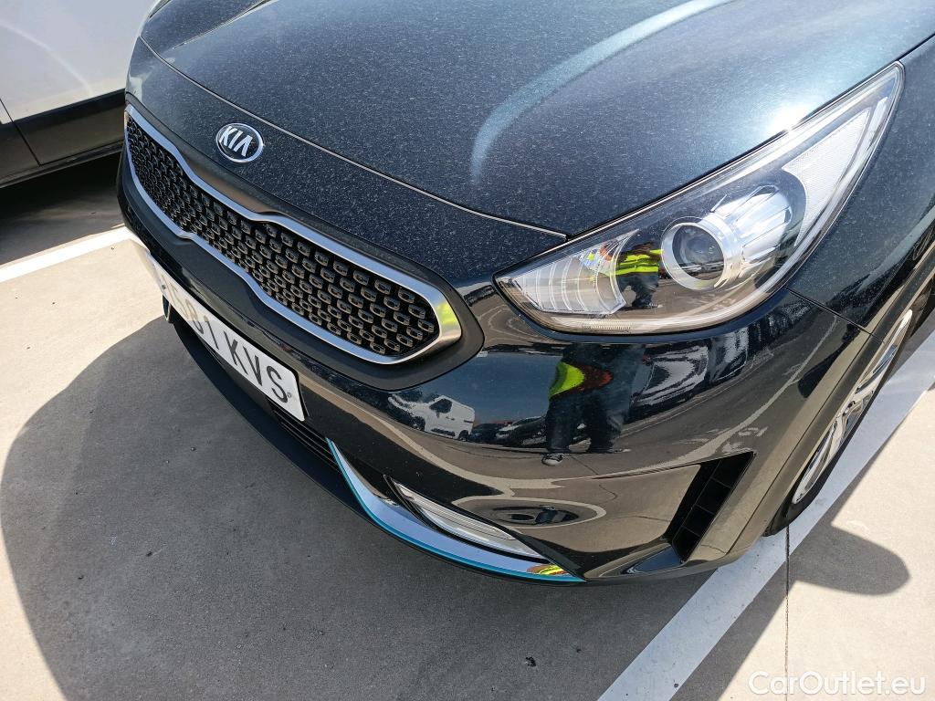  KIA  Niro KIA  Hïbrido Enchufable / 2016 / 5P / crossover 1.6 GDi Híbrido Enchufable 104kW Drive #15