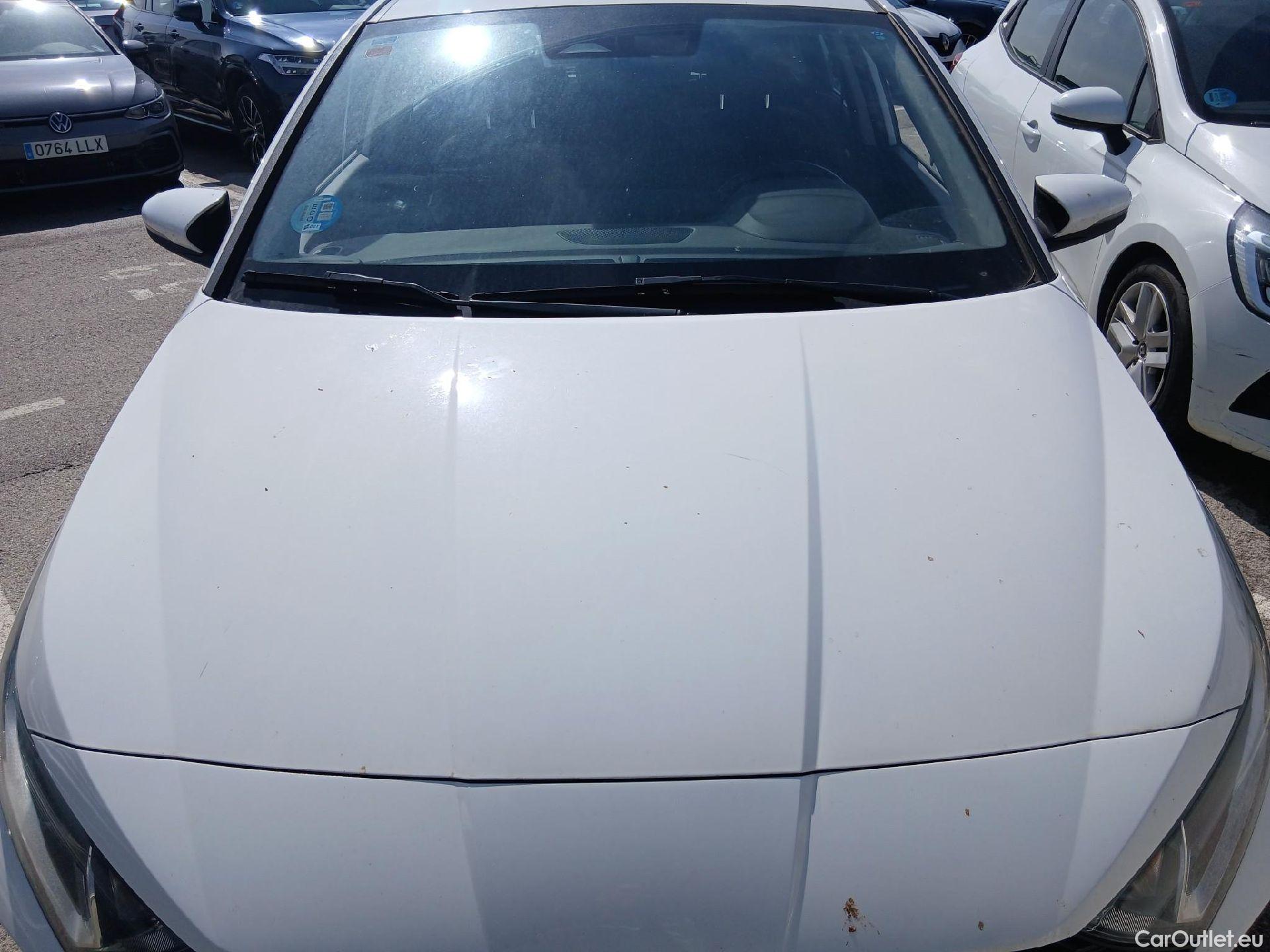  Hyundai  i20 HYUNDAI  / 2020 / 5P / berlina con portón 1.0 TGDI 74kW (100CV) 48V Essence #9