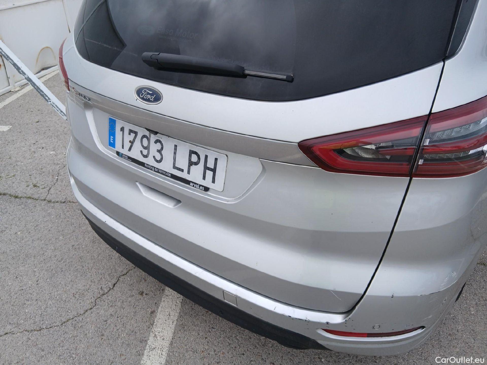  Ford  S-Max FORD  / 2010 / 5P / monovolumen 2.0 TDCi Panther 110kW Titanium #38