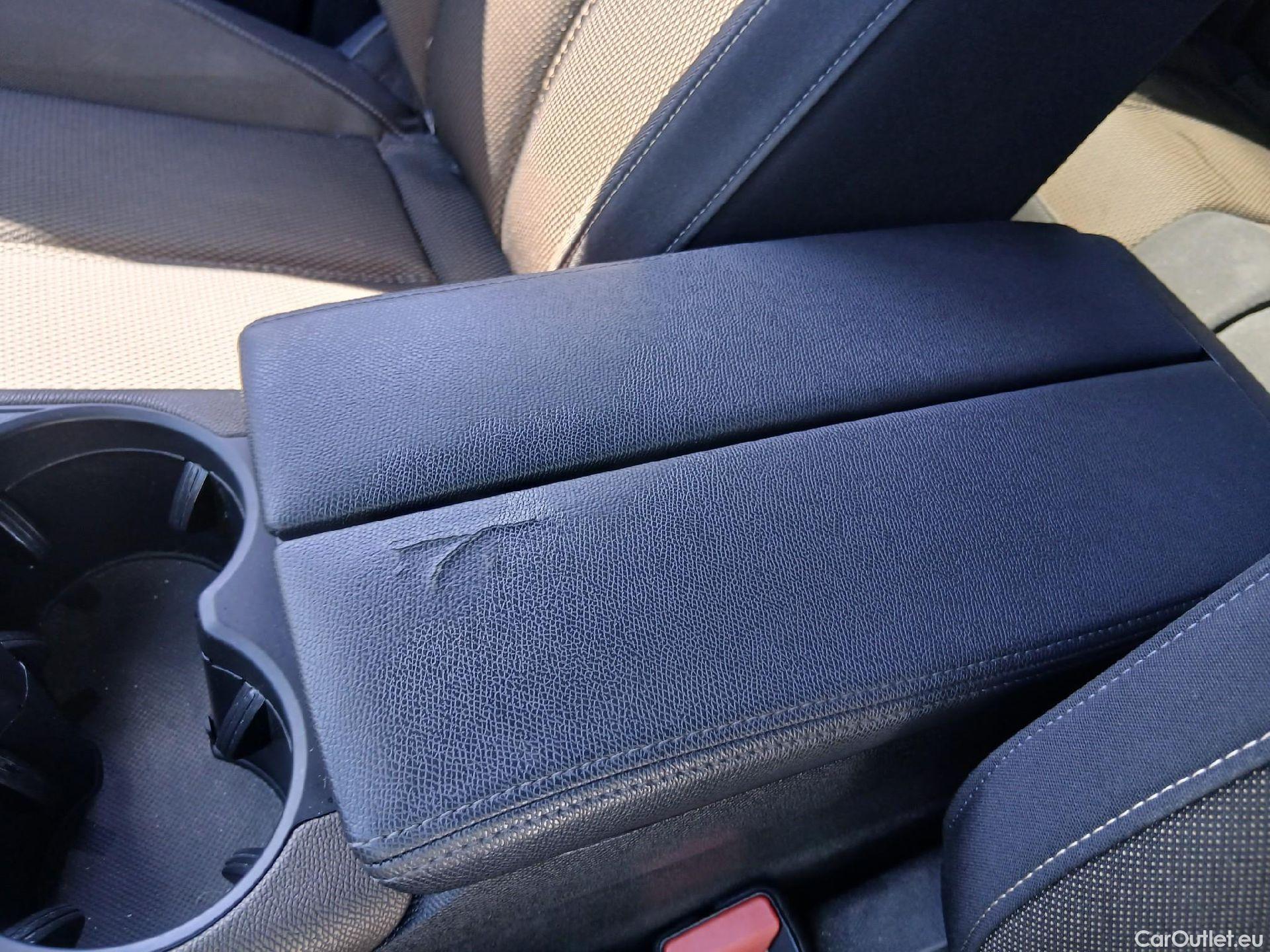  DS  DS7 DS DS 7 Crossback / 2017 / 5P / todoterreno BlueHDi DE 96kW (130CV) BE CHIC (AC) #15