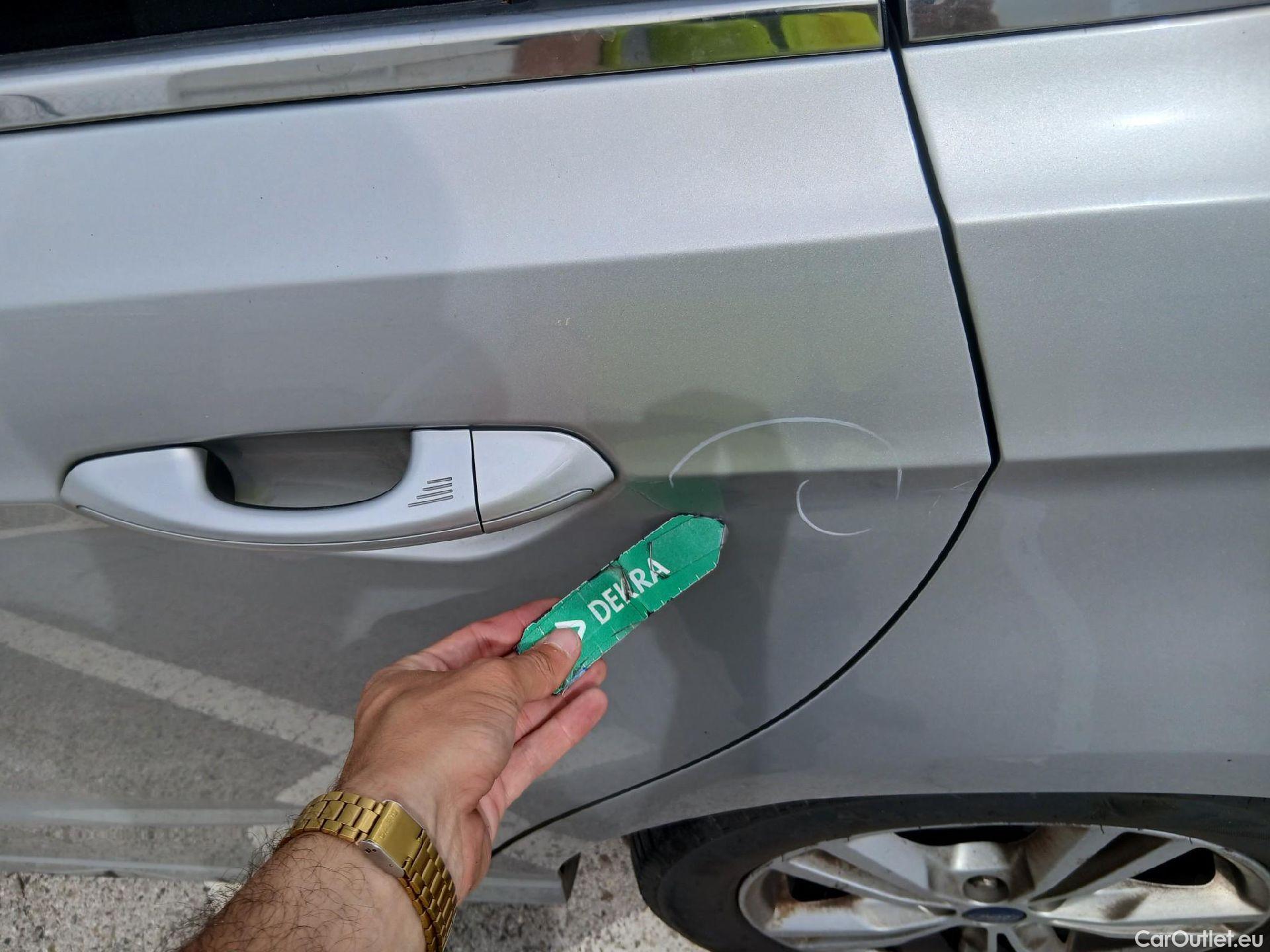  Ford  S-Max FORD  / 2010 / 5P / monovolumen 2.0 TDCi Panther 110kW Titanium #27