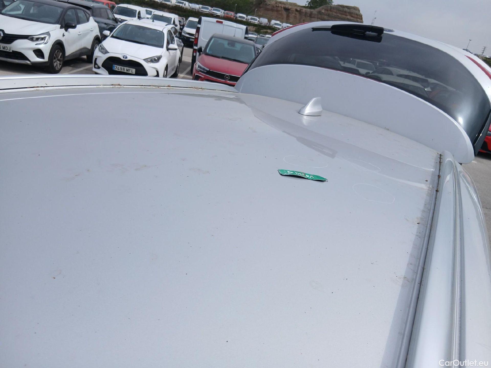  Ford  S-Max FORD  / 2010 / 5P / monovolumen 2.0 TDCi Panther 110kW Titanium #24