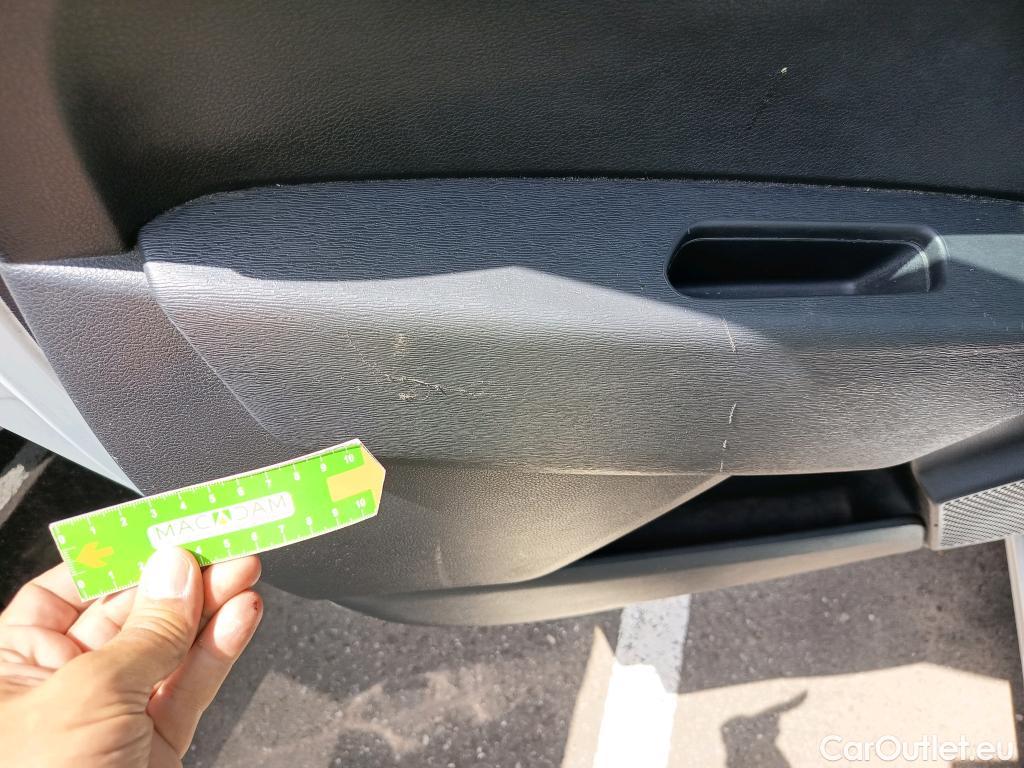  Dacia  Lodgy DACIA  / 2012 / 5P / monovolumen compacto Comfort 1.6 80kW (110CV) GLP 5Pl #13