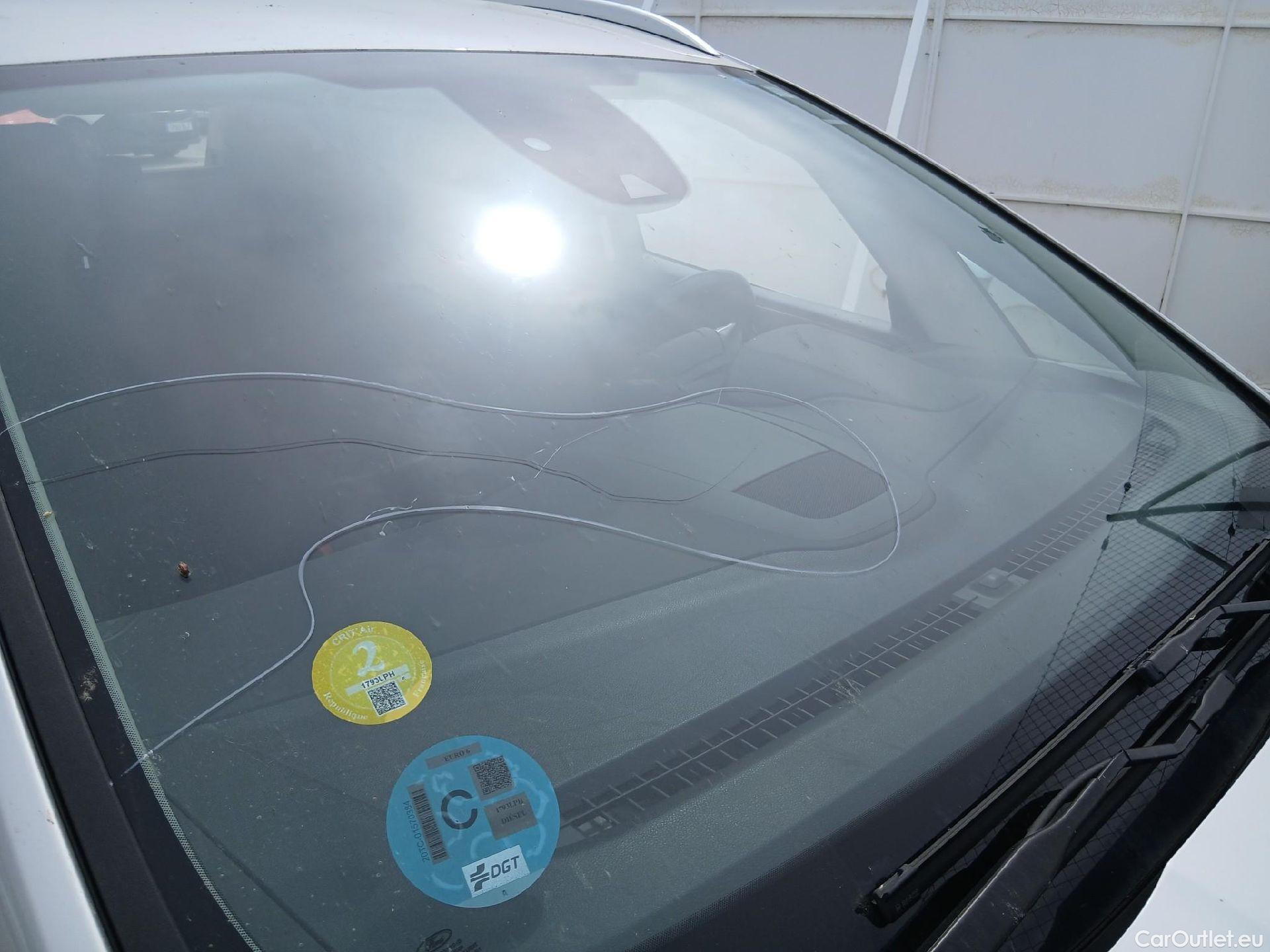  Ford  S-Max FORD  / 2010 / 5P / monovolumen 2.0 TDCi Panther 110kW Titanium #3