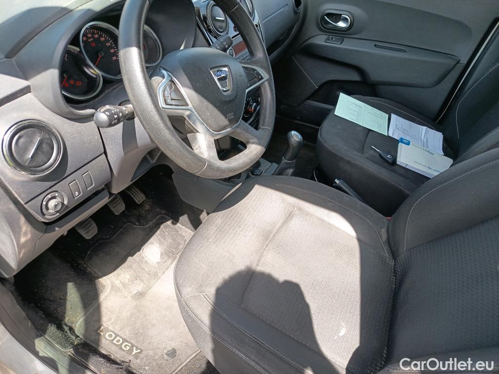  Dacia  Lodgy DACIA  / 2012 / 5P / monovolumen compacto Comfort 1.6 80kW (110CV) GLP 5Pl #9