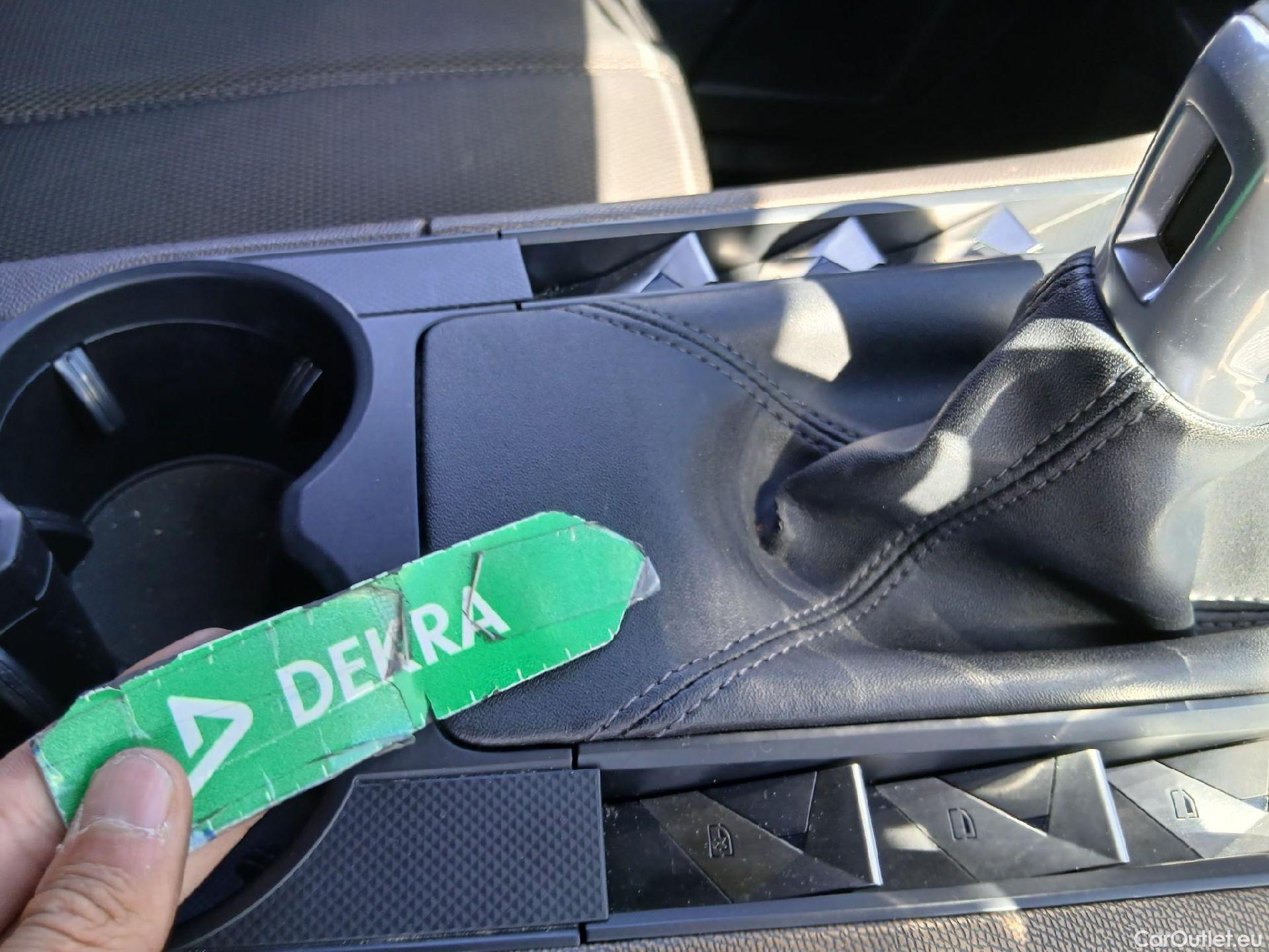  DS  DS7 DS DS 7 Crossback / 2017 / 5P / todoterreno BlueHDi DE 96kW (130CV) BE CHIC (AC) #37