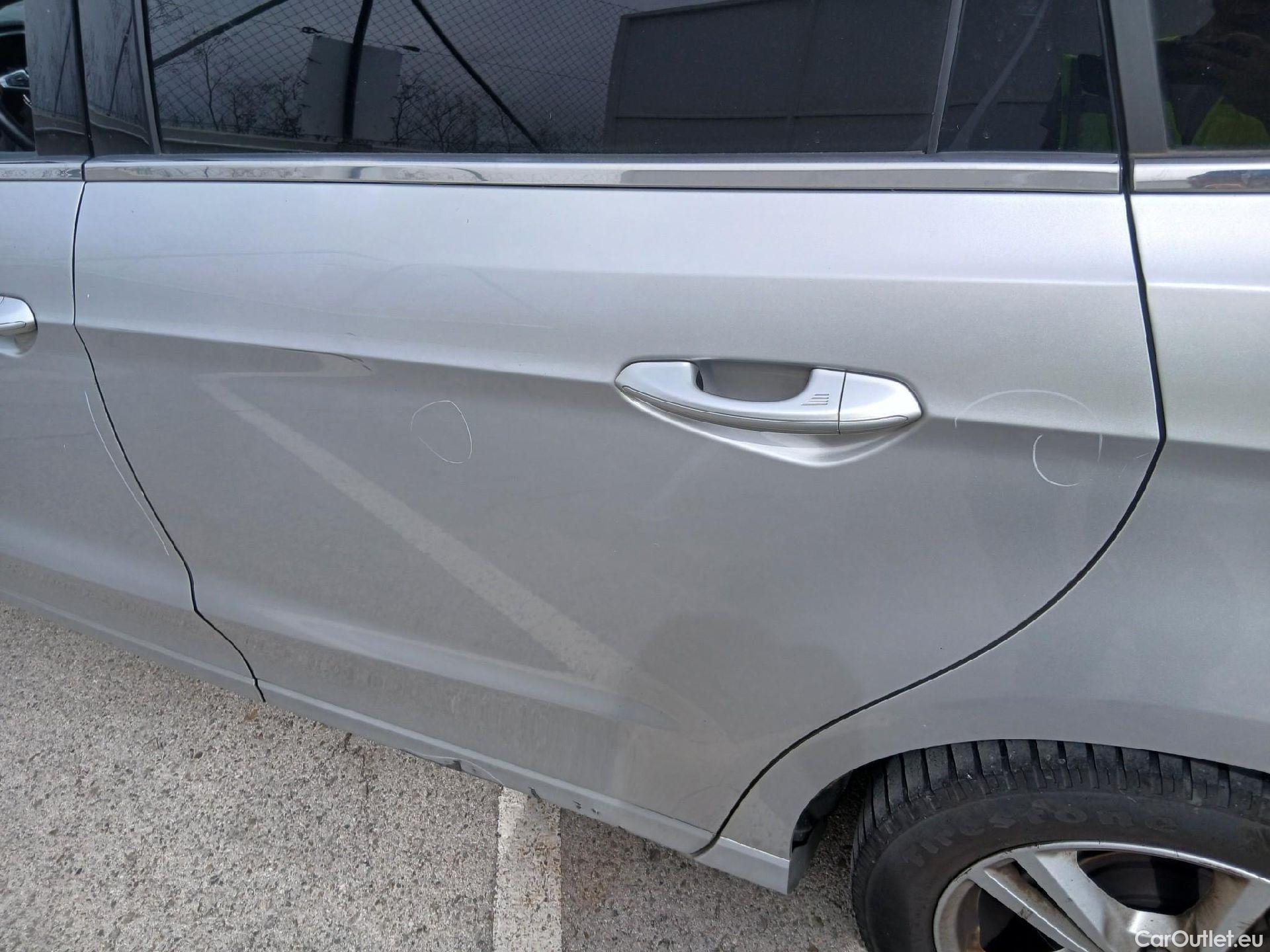  Ford  S-Max FORD  / 2010 / 5P / monovolumen 2.0 TDCi Panther 110kW Titanium #26