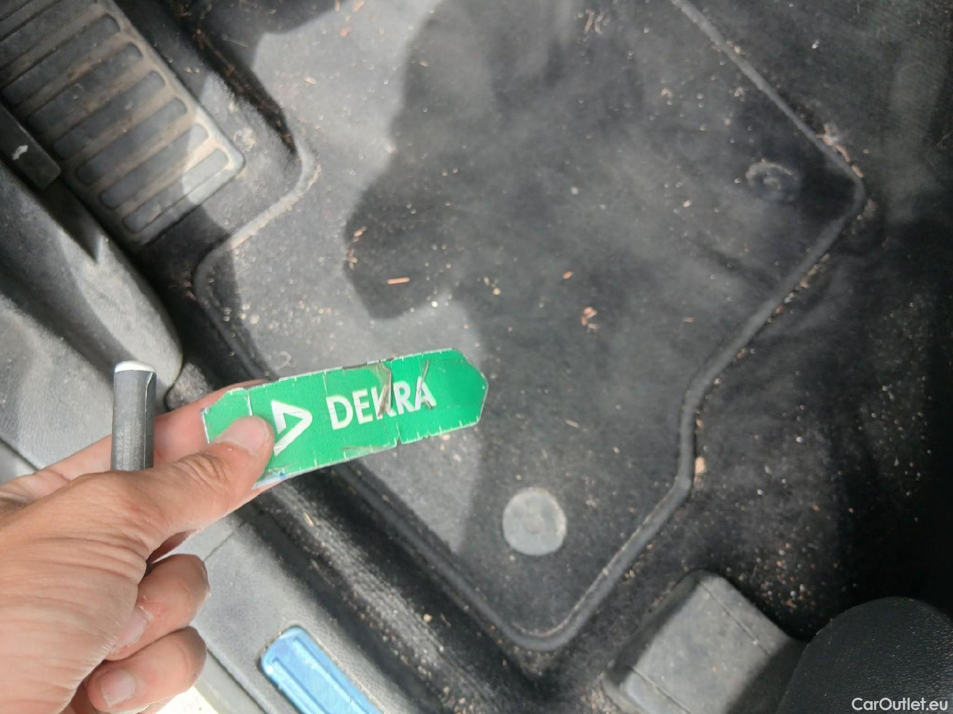  Ford  S-Max FORD  / 2010 / 5P / monovolumen 2.0 TDCi Panther 110kW Titanium #23