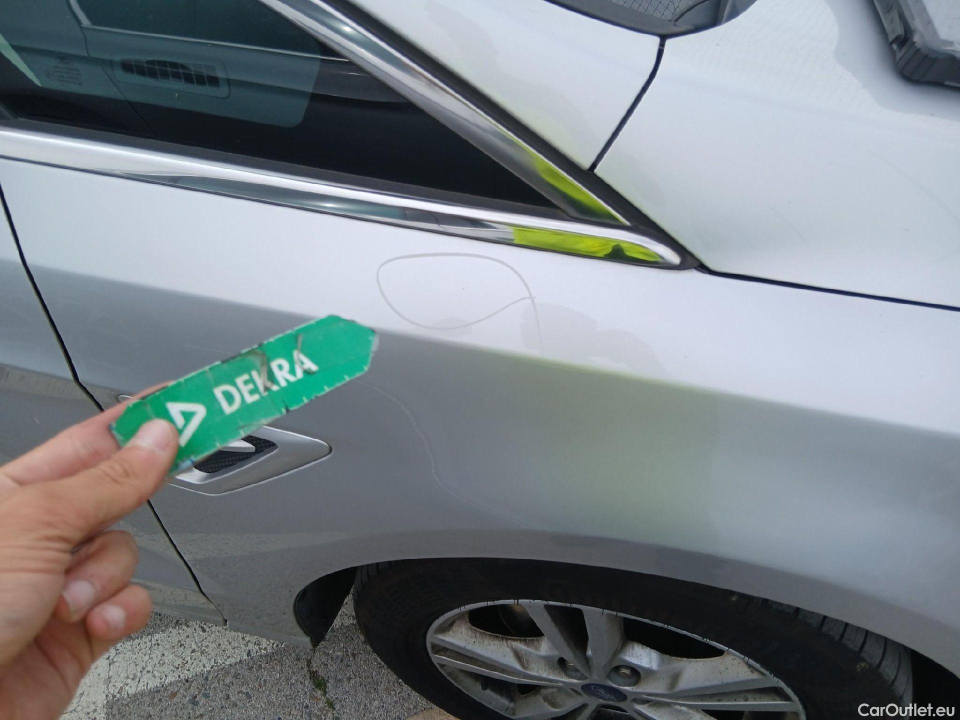  Ford  S-Max FORD  / 2010 / 5P / monovolumen 2.0 TDCi Panther 110kW Titanium #51