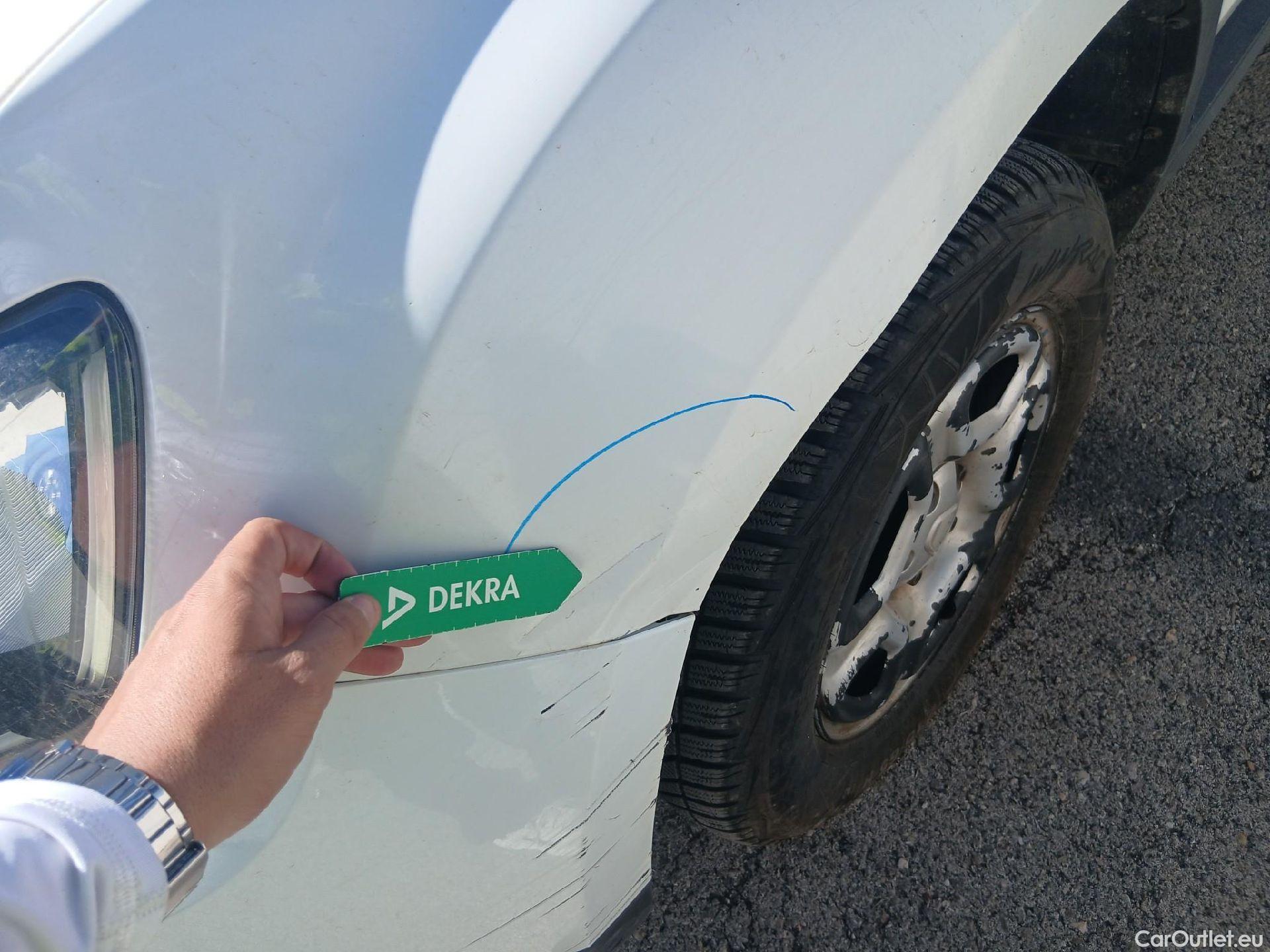  Dacia  Duster DACIA  / 2018 / 5P / todoterreno Comfort Blue dCi 85kW (115CV) 4X4 #14