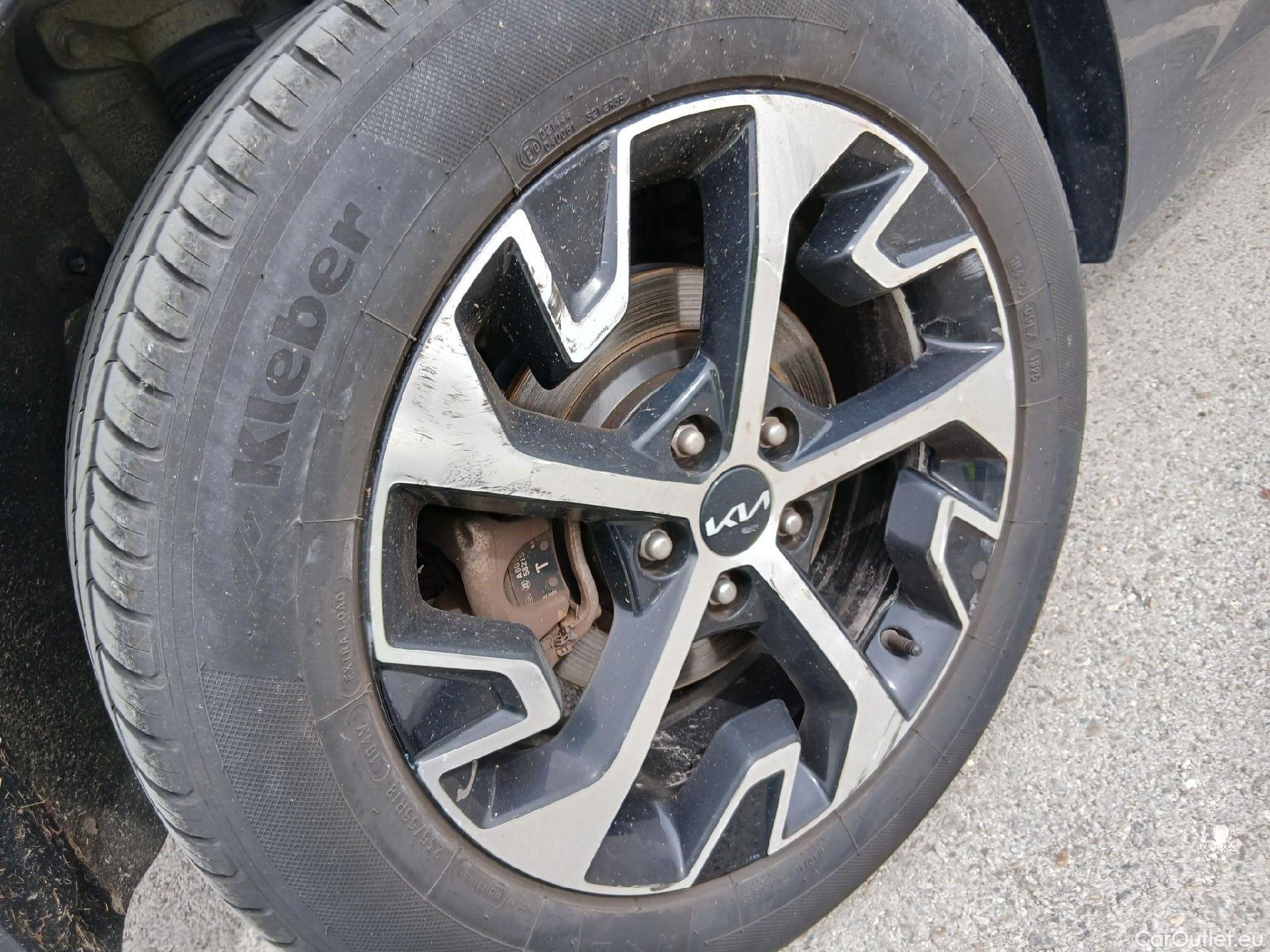  KIA  Sportage KIA  / 2022 / 5P / todoterreno 1.6 T-GDi HEV 171kW (230CV) Tech 4X4 #27