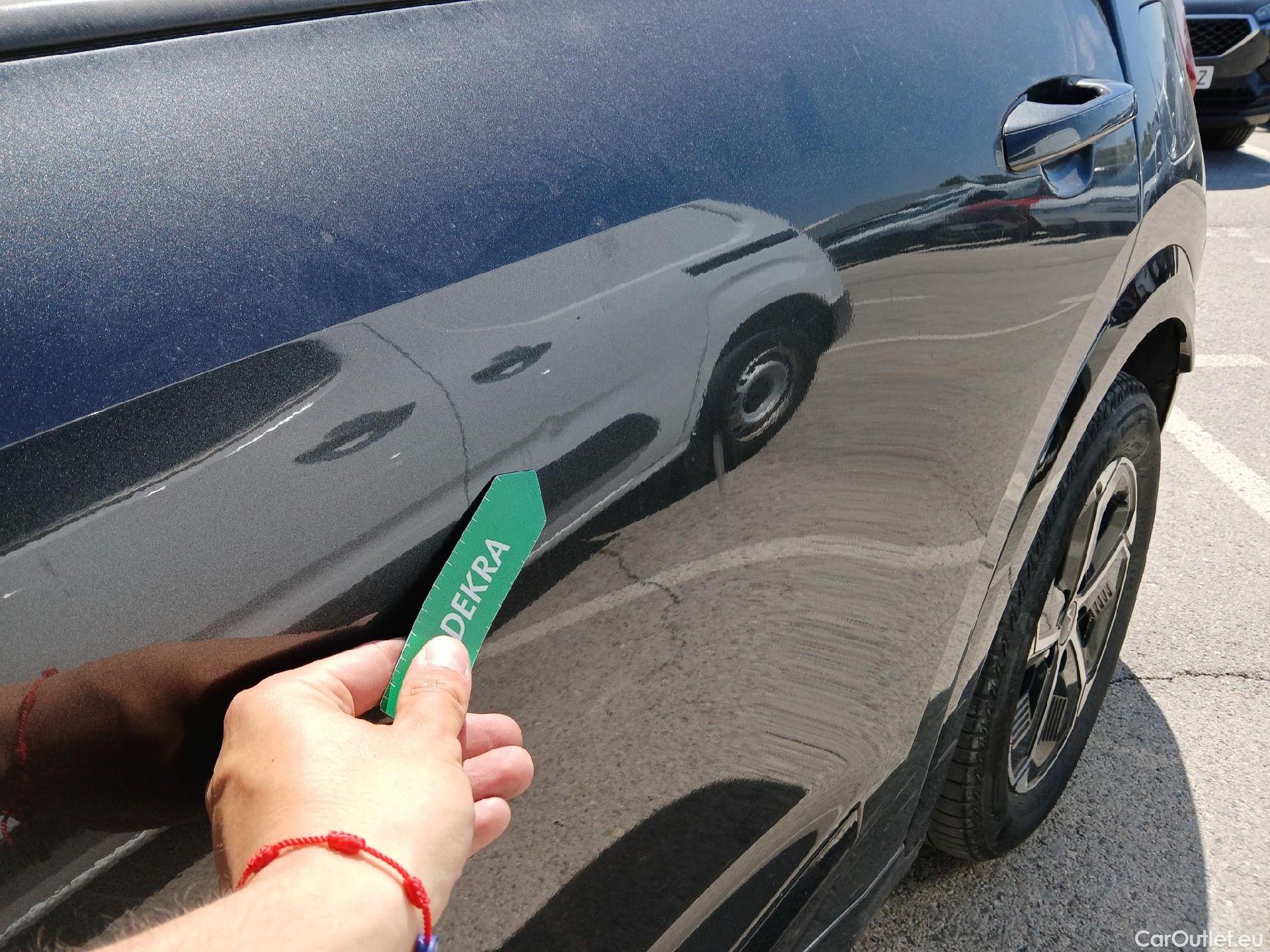  KIA  Niro KIA  / 2022 / 5P / crossover 1.6 GDi PHEV 135kW (183CV) Drive #21