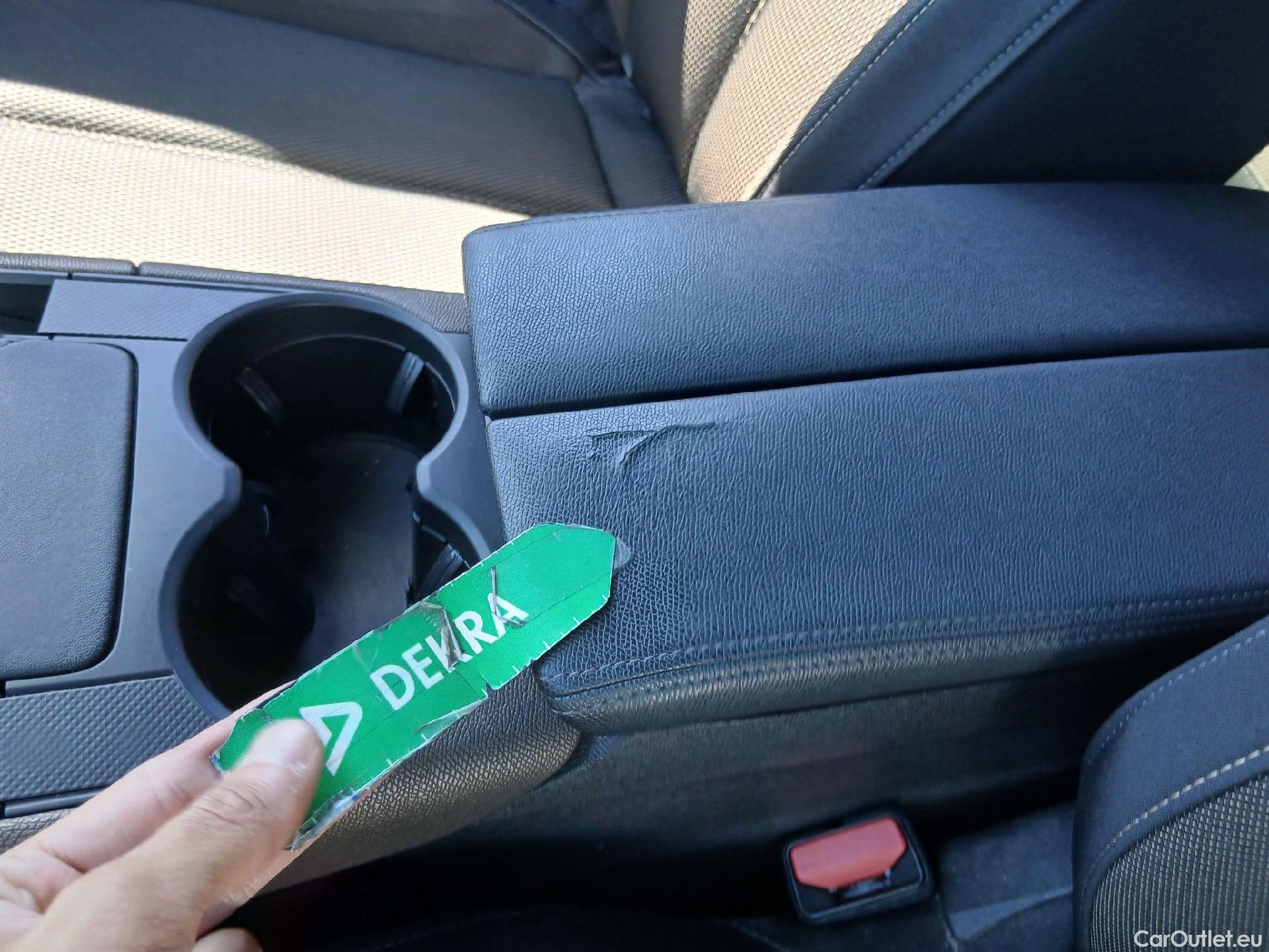  DS  DS7 DS DS 7 Crossback / 2017 / 5P / todoterreno BlueHDi DE 96kW (130CV) BE CHIC (AC) #14