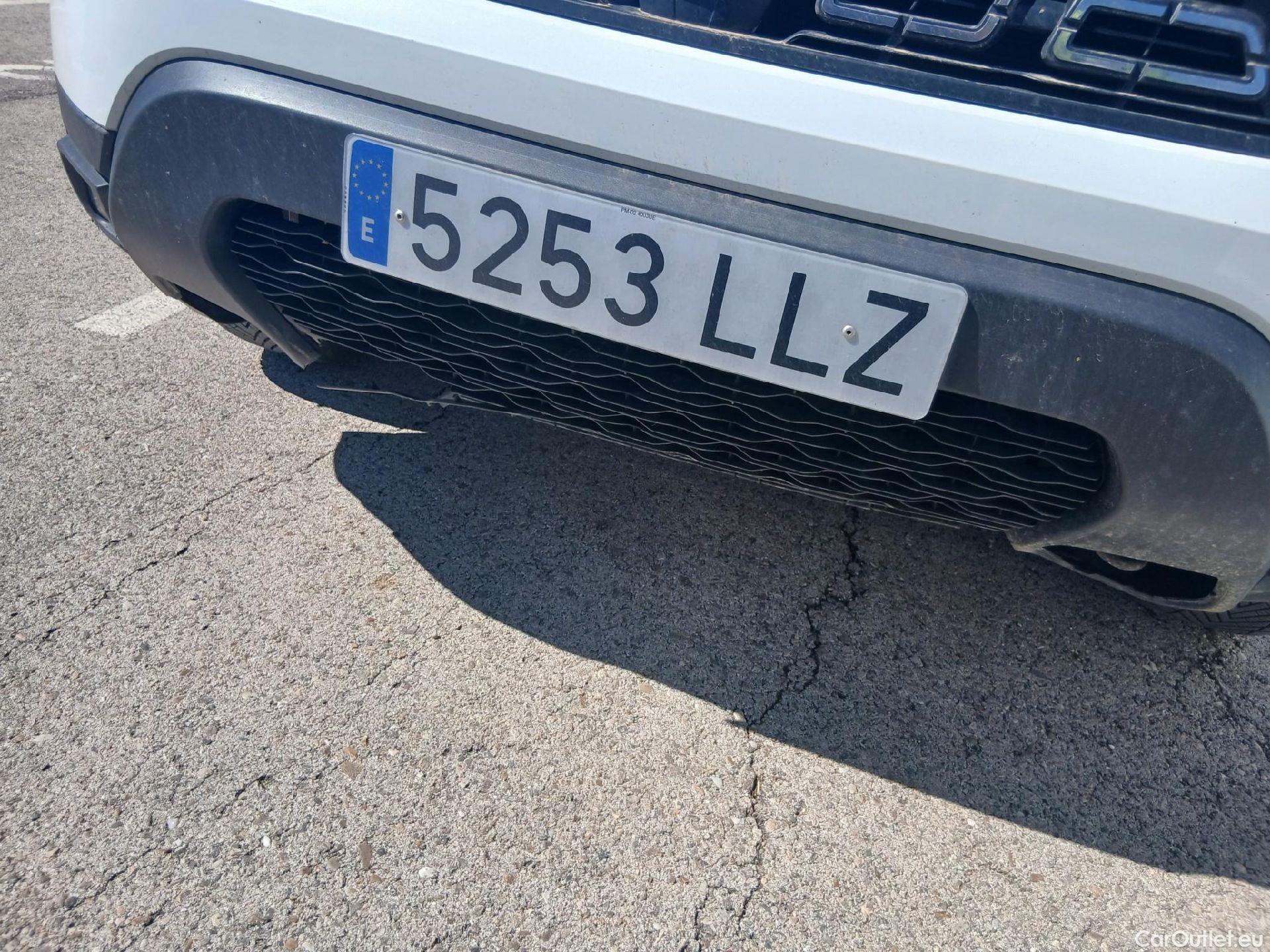  Dacia  Duster DACIA  / 2018 / 5P / todoterreno Comfort Blue dCi 85kW (115CV) 4X4 #8