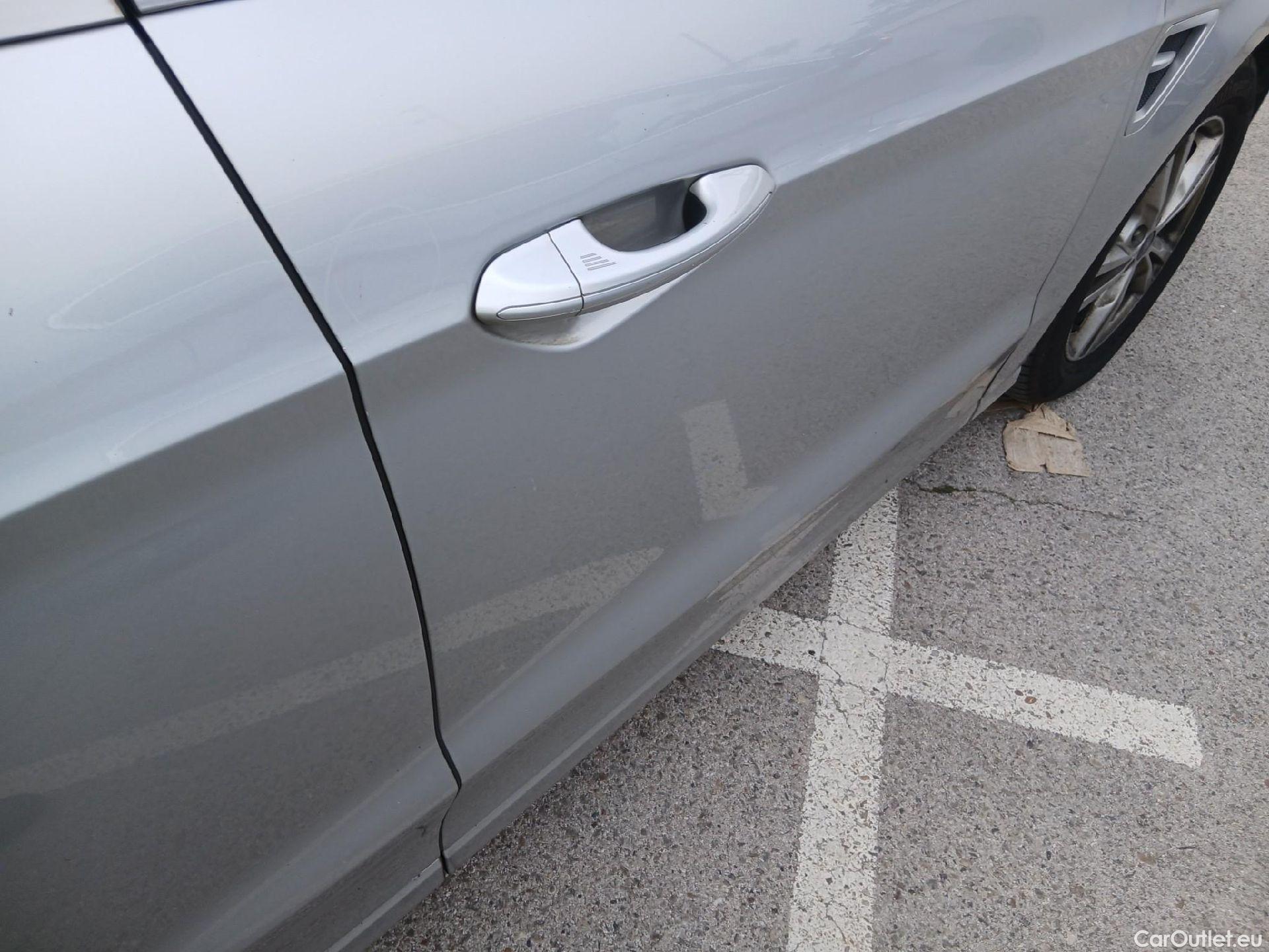  Ford  S-Max FORD  / 2010 / 5P / monovolumen 2.0 TDCi Panther 110kW Titanium #46