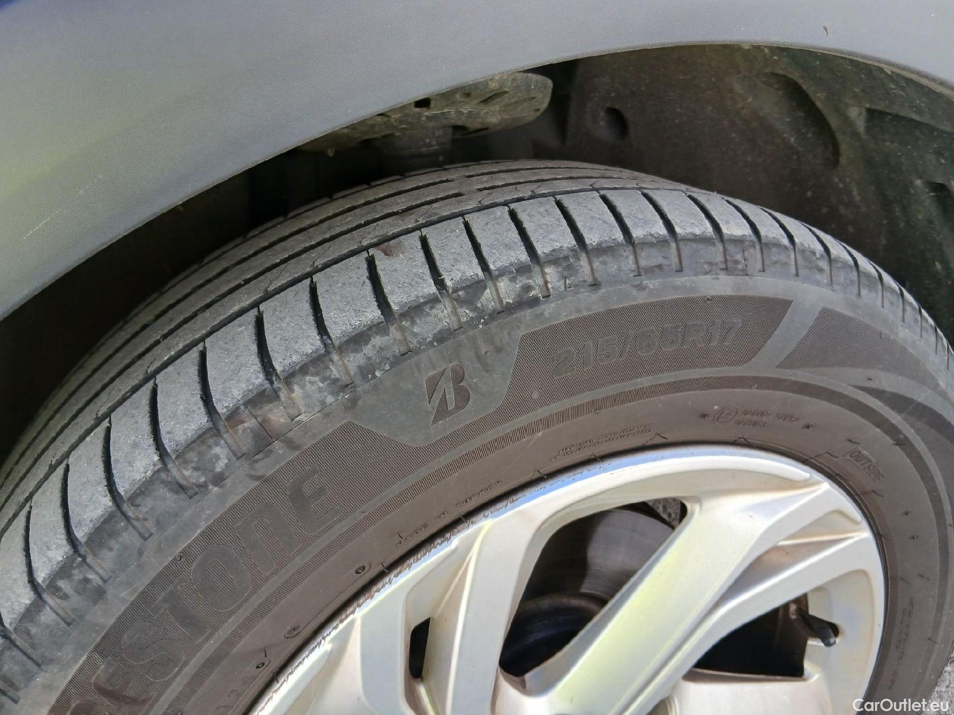  DS  DS7 DS DS 7 Crossback / 2017 / 5P / todoterreno BlueHDi DE 96kW (130CV) BE CHIC (AC) #10