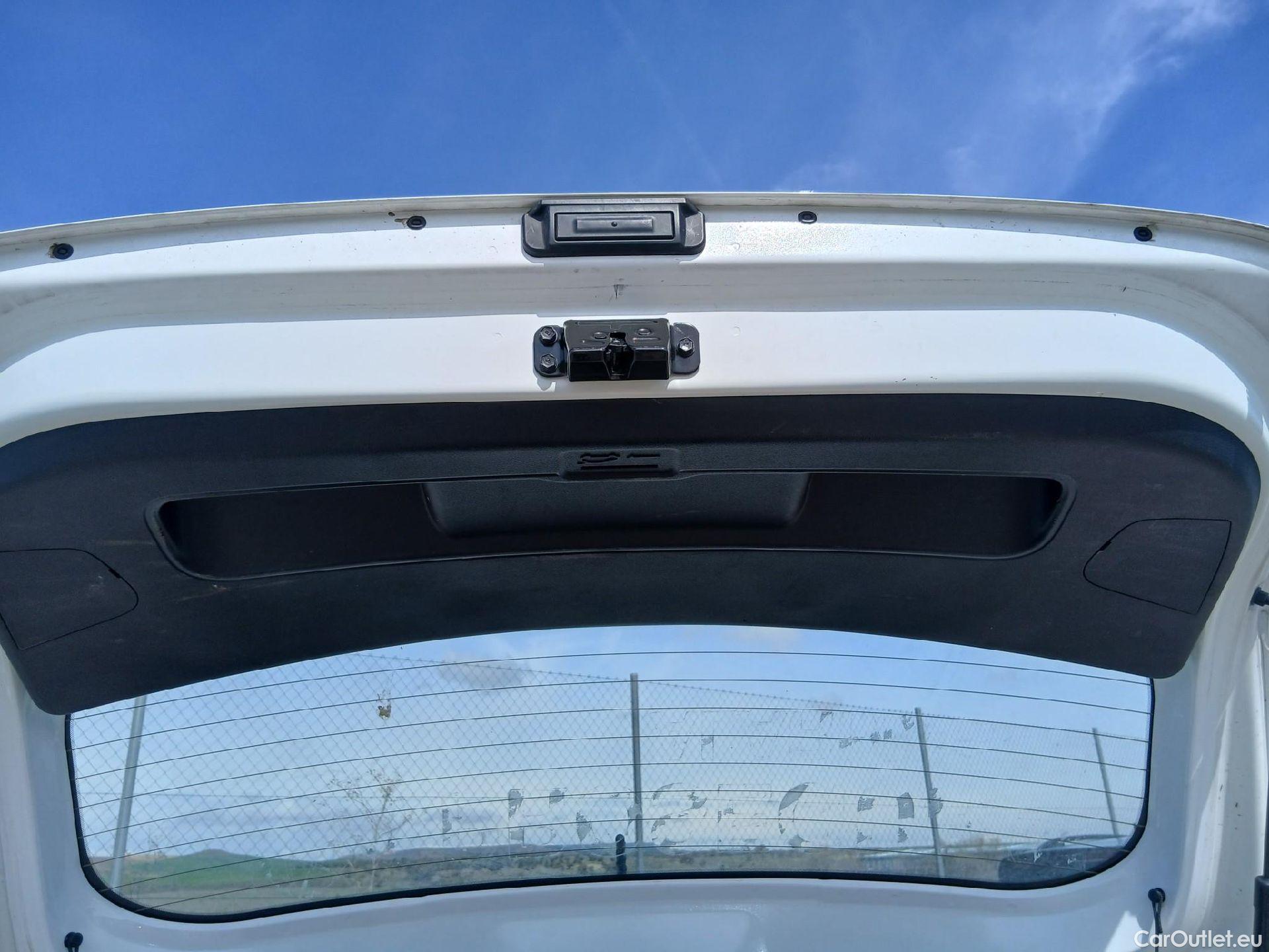  Hyundai  i20 HYUNDAI  / 2020 / 5P / berlina con portón 1.0 TGDI 74kW (100CV) 48V Essence #41