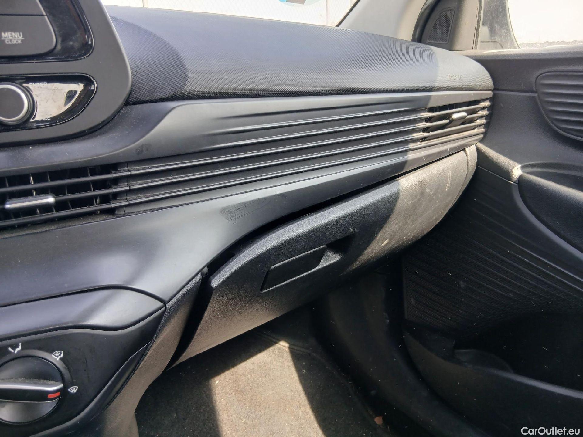  Hyundai  i20 HYUNDAI  / 2020 / 5P / berlina con portón 1.0 TGDI 74kW (100CV) 48V Essence #21