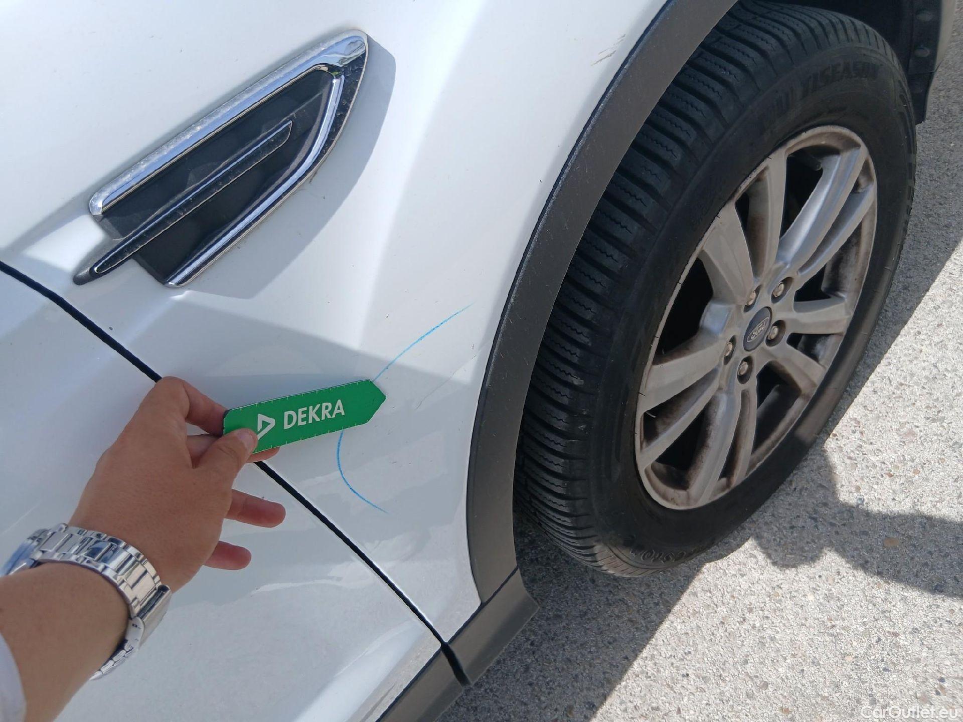  Ford  Kuga FORD  / 2016 / 5P / todoterreno 1.5 EcoBoost 88kW 4x2 Trend+ (CX) #28