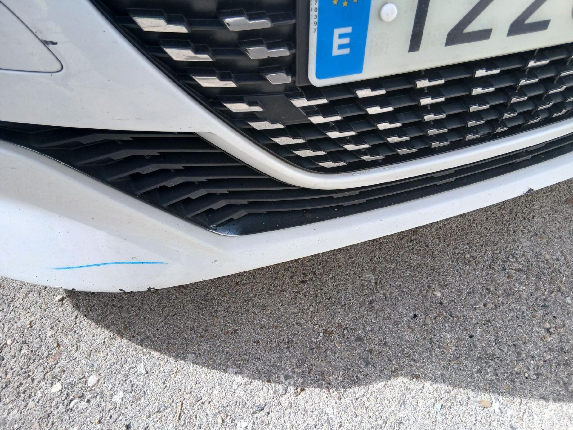  Peugeot  208 PEUGEOT  / 2019 / 5P / berlina con portón BlueHDi 73kW (100CV) Active Pack (AC) #6