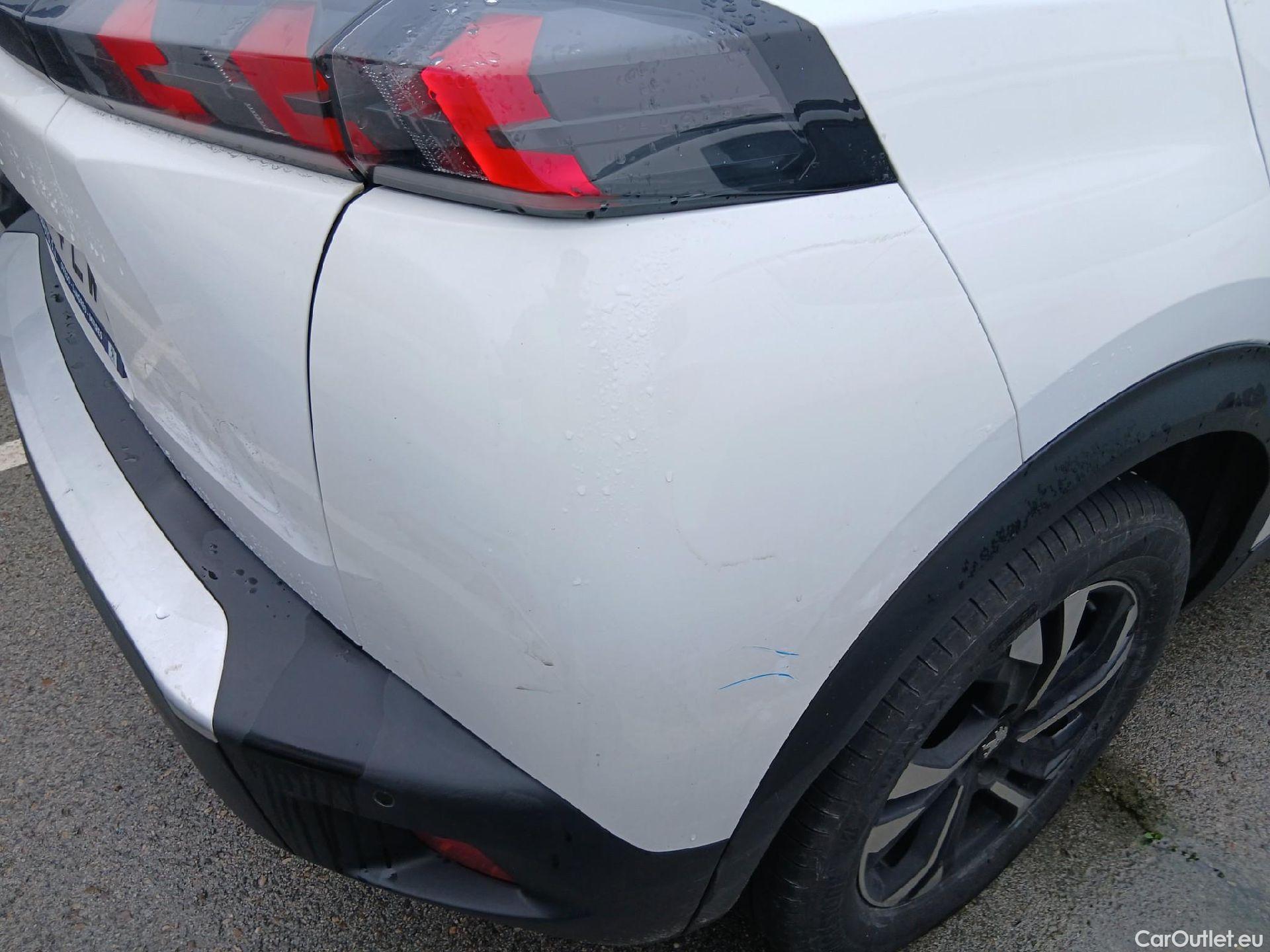  Peugeot  2008 PEUGEOT  / 2019 / 5P / todoterreno Allure BlueHDI 81kW (110CV) #11